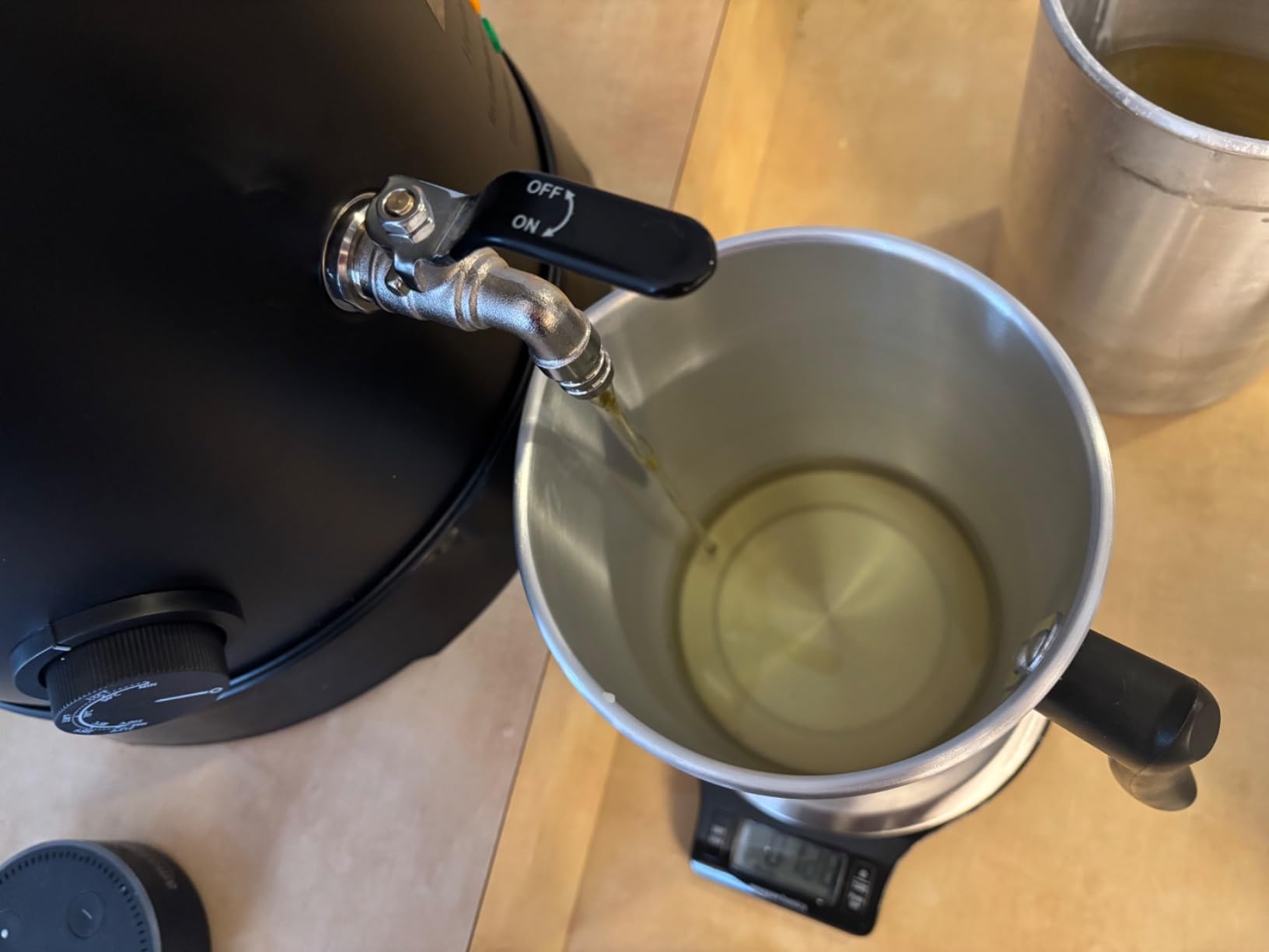 TOAUTO Commercial Wax Melter for Candle Making 15Qts Large Electric Wax Melting Pot for Candle Making Business with Temperature Control & Quick Pour Spout 110V / 1100W customer photo 1