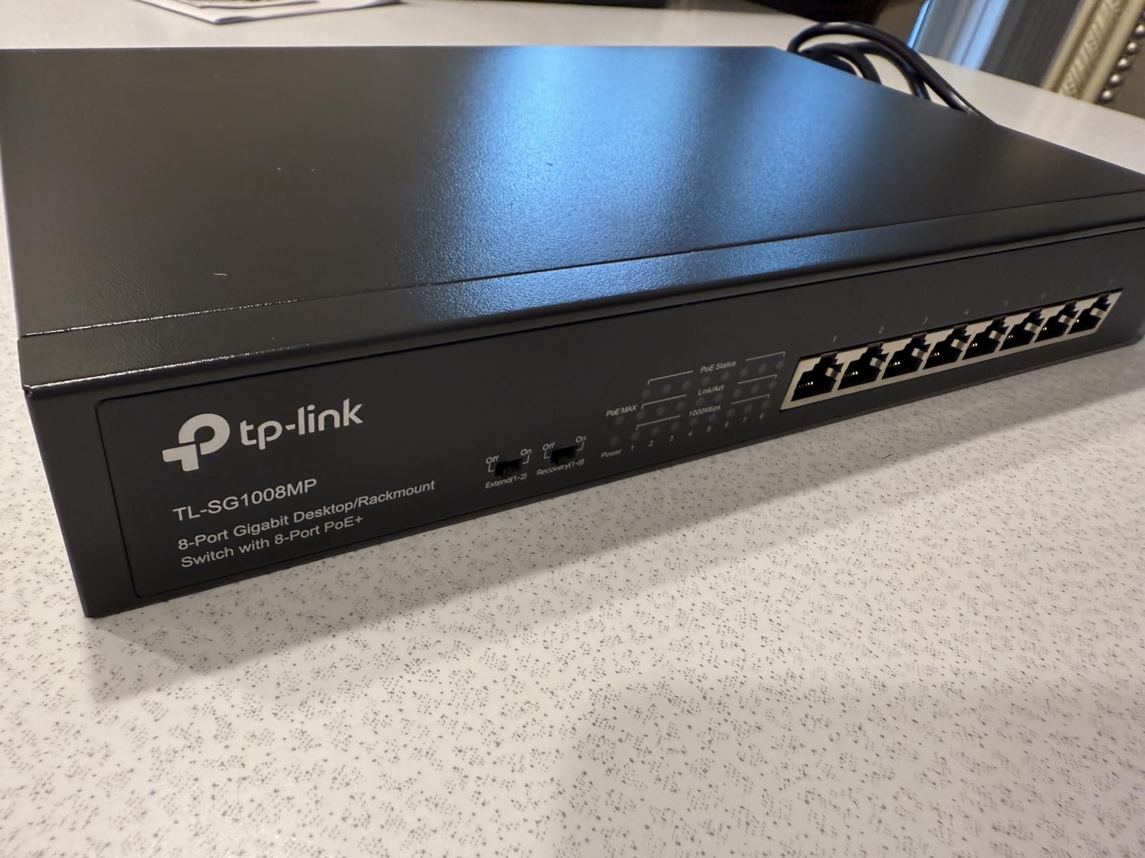 TP-Link TL-SG105MPE | Easy Smart Managed | 4 PoE+ Ports @120W, w/ 1 Uplink Gigabit Port | QoS, Vlan, IGMP & LAG | Fanless | PoE Auto Recovery | 3 Year Protection customer photo 1