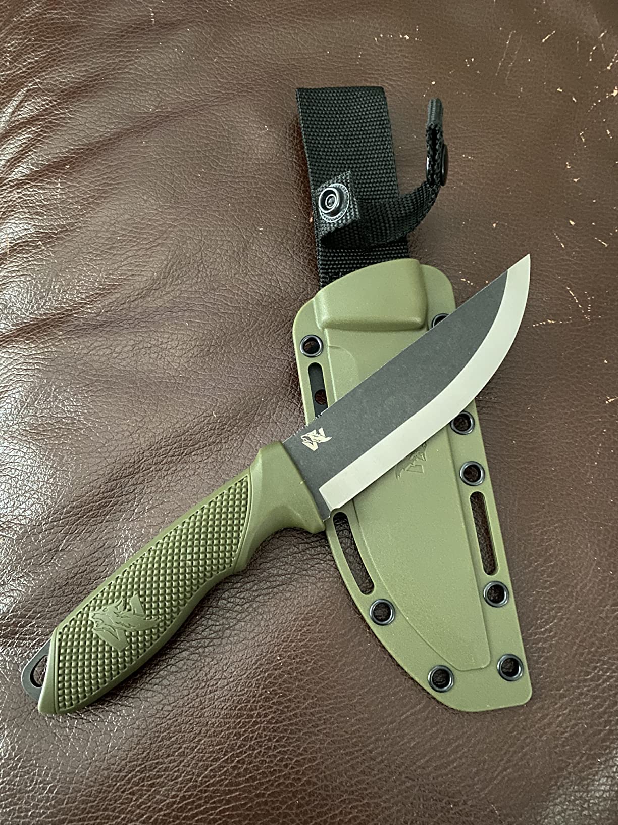 ODENWOLF W-SCANDI Full Tang Survival Knife with Sheath - Stylish Tactical Fixed Blade - Made of D2 Steel - Bushcraft and Camping Knife Survival - Perfect EDC Hunting Knife with TPE Handle customer photo 1
