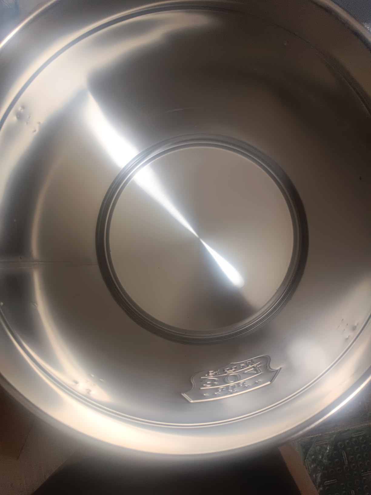 DYNAMI 304 Stainless Steel Airtight Canister for Kitchen, 3.2Gal/405oz Flour Container with Lid and Locking Clamp, 10-21Lbs Metal Bucket Food Storage Container for Rice, Flour, Grain, Coffee Bean (12L) customer photo 1