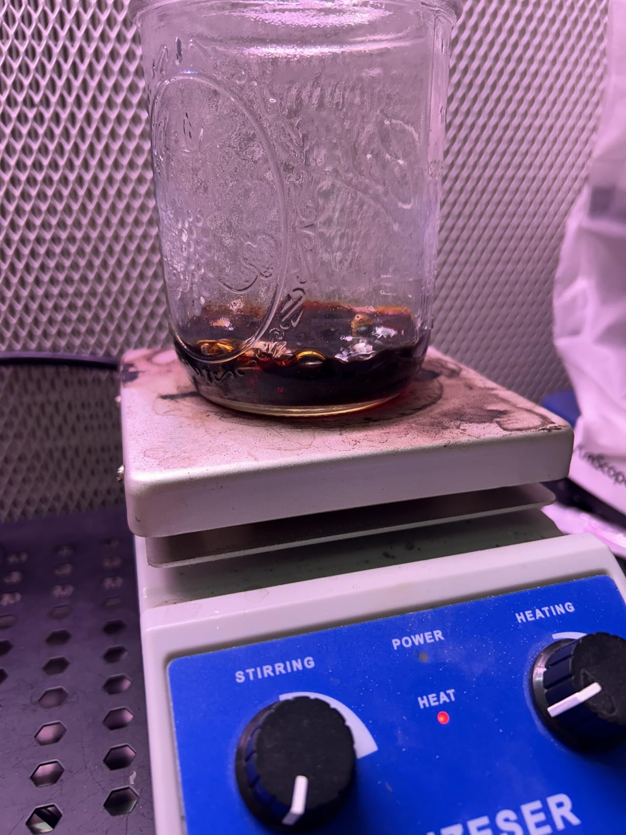 Magnetic Stirrer Hot Plate w/Stir Bar, 100-2000rpm Magnetic Hotplate Stirrer, 180W Heating Power, Max 520℉ customer photo 1