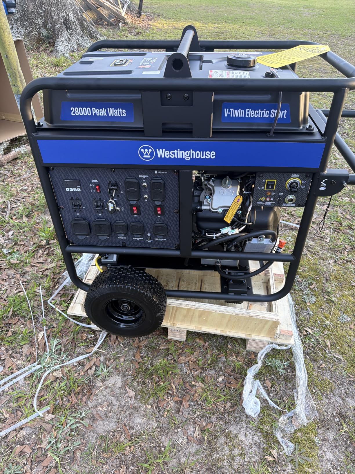 Westinghouse 28000 Peak Watt Home Backup Portable Generator, Remote Electric Start with Auto Choke, Transfer Switch Ready 30A & 50A Outlets, Gas Powered, CO Sensor, Blue customer photo 1