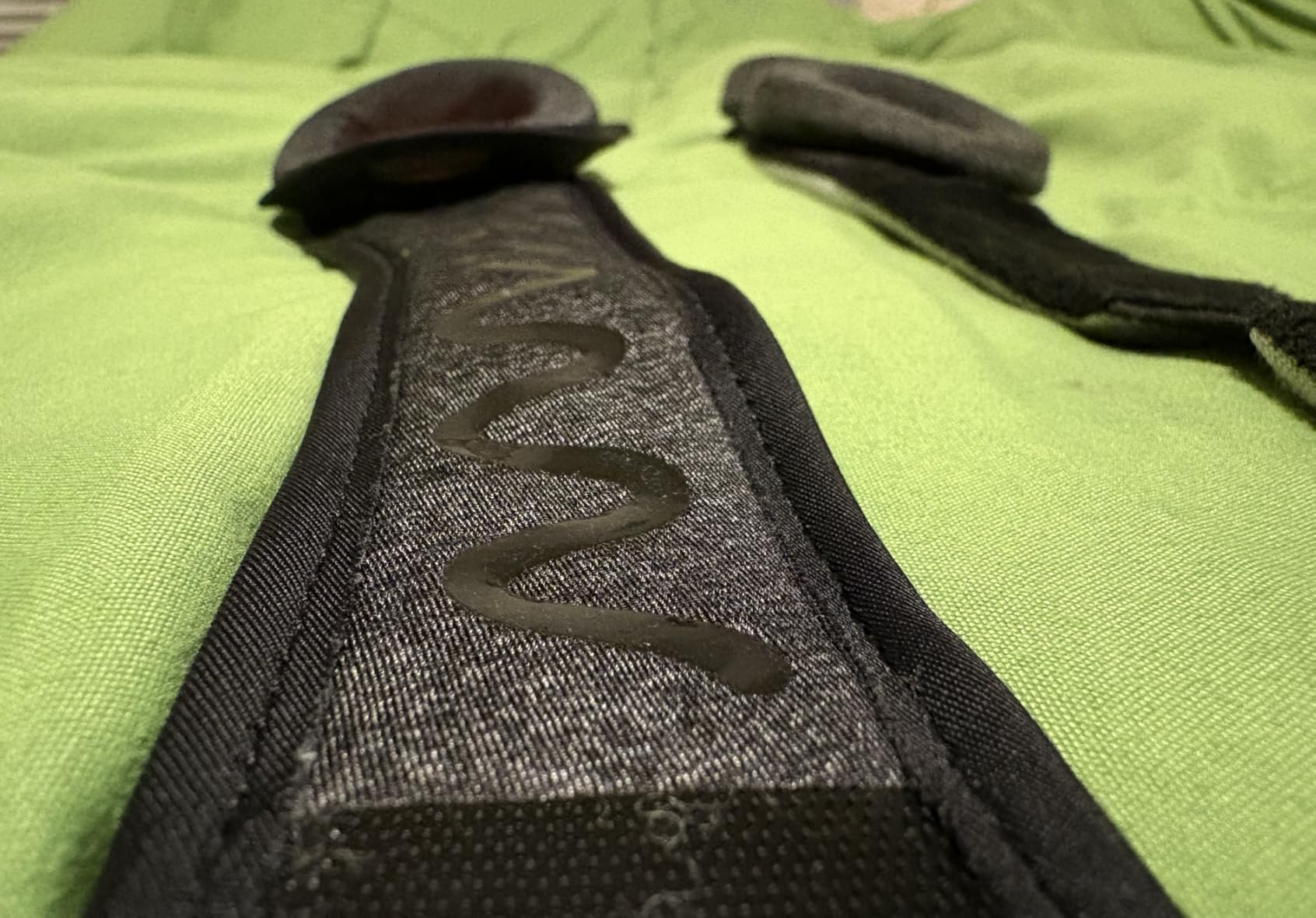 Manta Pro Sleep Mask - 100% Light Blocking Sleep Mask for Side Sleepers, Breathable and Comfortable, Spacious & Zero Pressure customer photo 1