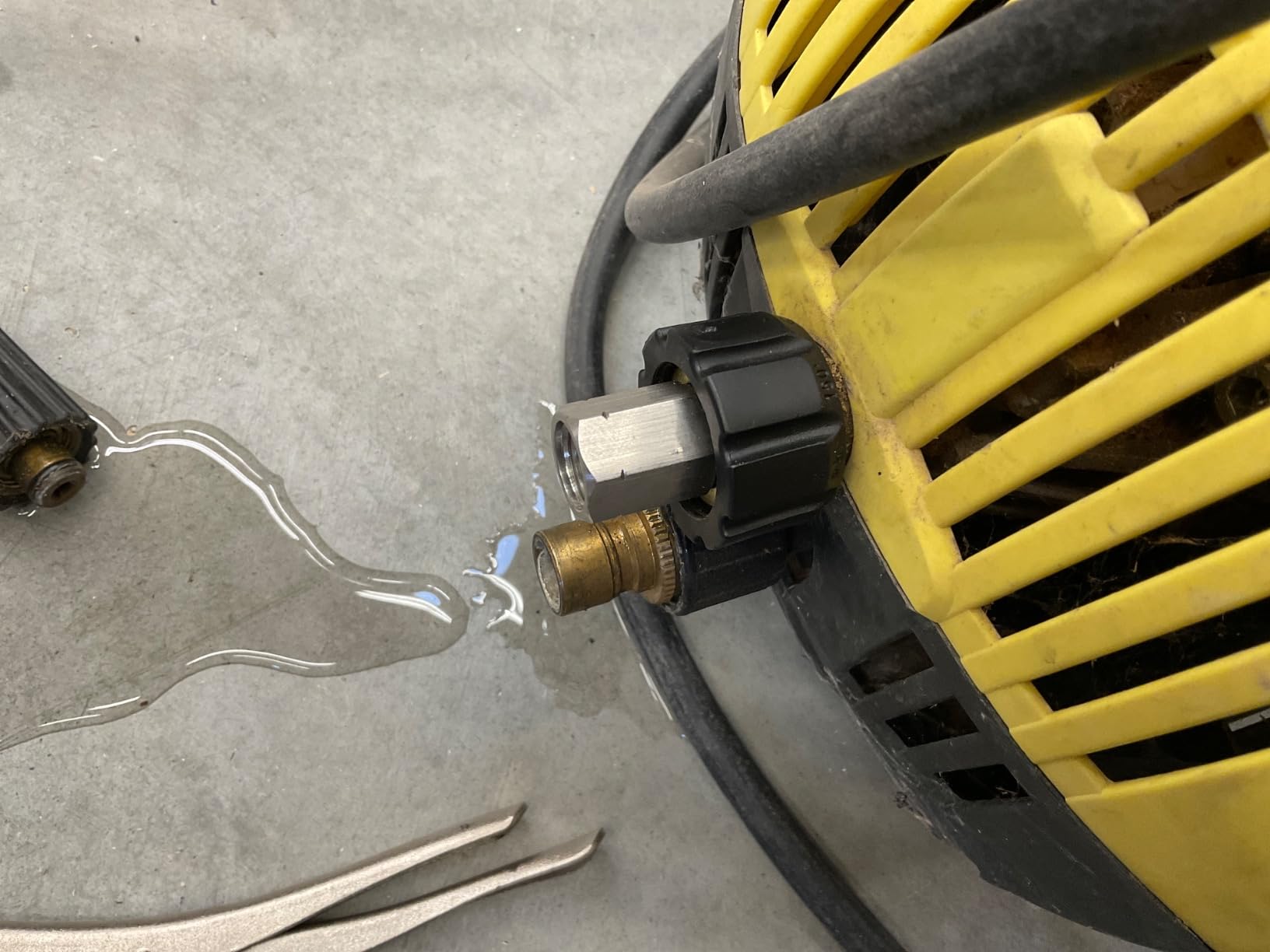 50FT Sewer Jetter Kit for Pressure Washer, 5800 PSI Water Jet Drain Cleaner Hose With Corner Rotating Button Nose Nozzle, 1/4 Inch NPT, Spanner Handle and Strap customer photo 2