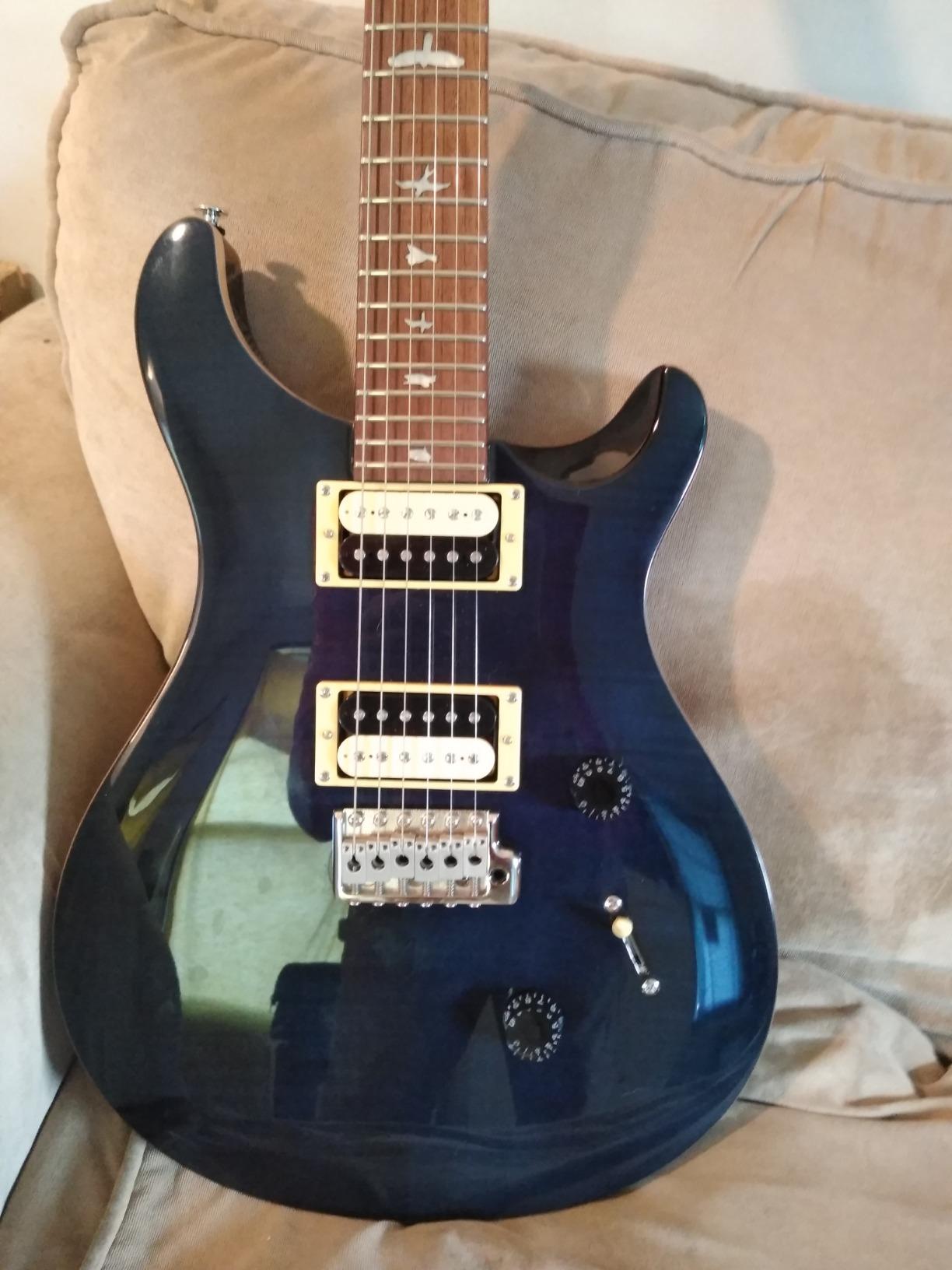 PRS SE Custom 24 Electric Guitar - Charcoal with Gigbag customer photo 1