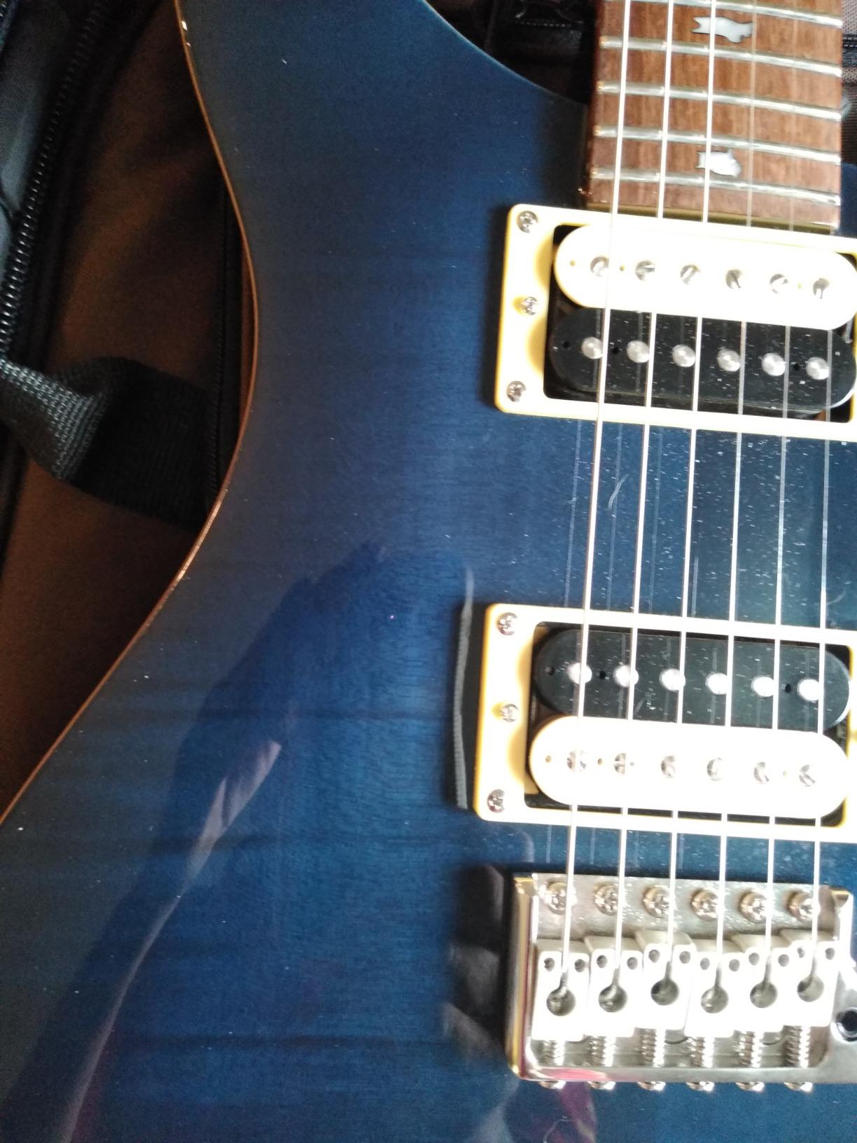 PRS SE Custom 24 Electric Guitar - Charcoal with Gigbag customer photo 2