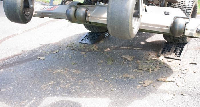 ROBLOCK Heavy Duty Low Profile Car Ramps for Oil Changes, Portable Car Ramps for Low Cars High Lift and Jack Support, Vehicle Ramps for Garage, 35.63''x12''x8.07'', G.V.W 13000 LBS, 2 PCS customer photo 2