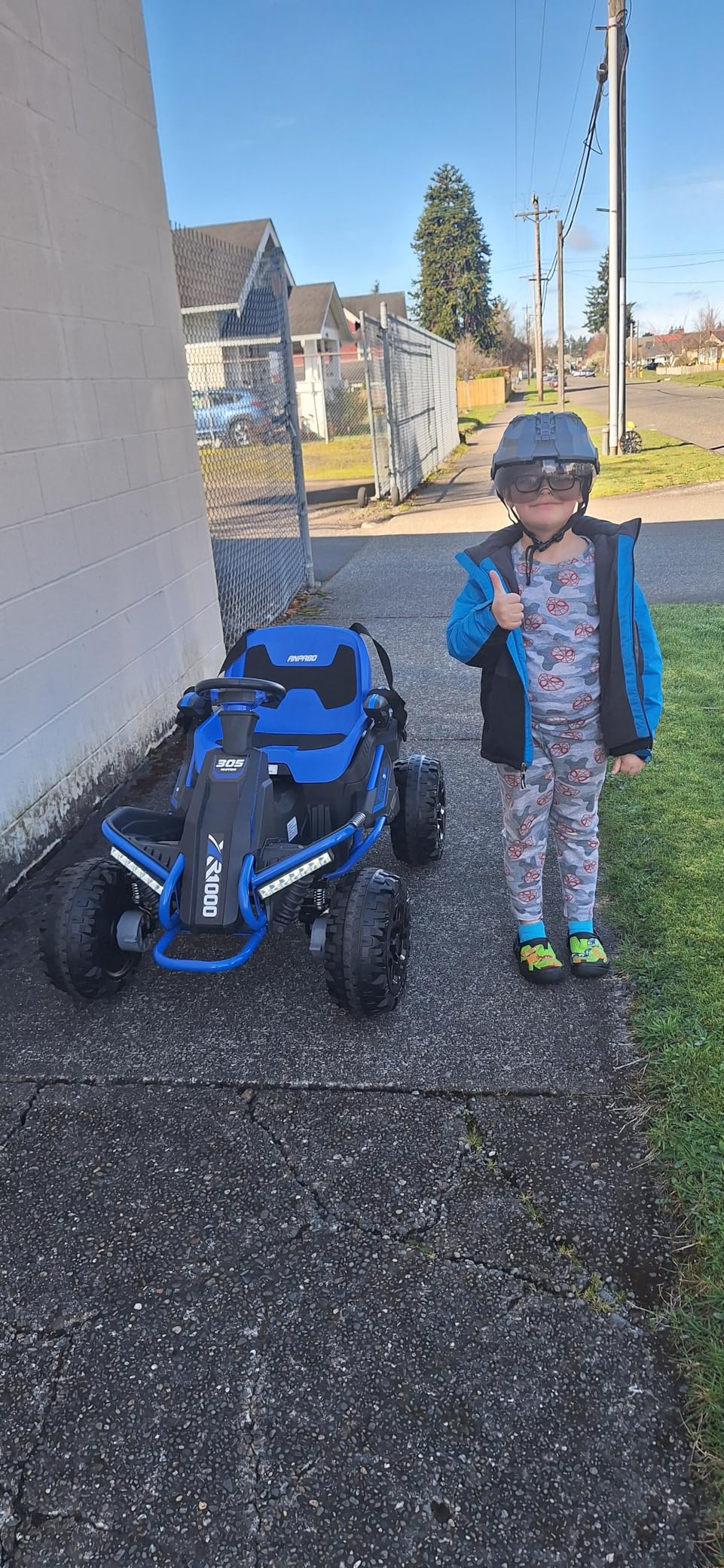ANPABO 24V 4x4 Ride On Toys for Big Kids Aged 3-12 Green-4x200W Motors, 5MPH, Wide Adjustable Seat, Parent Remote, Metal Frame, Shock Absorber, for Off-Road Ride customer photo 2