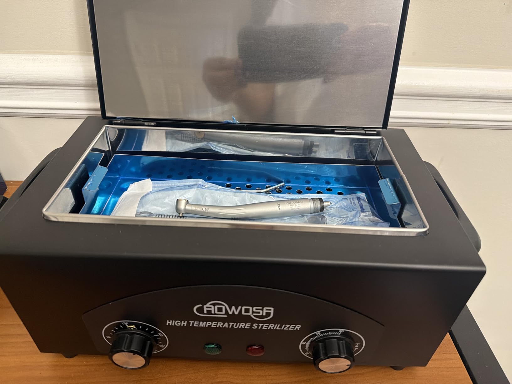 High Temperature Metal Tool Cleaning Box, 2L Dry Heat Cabinet Beauty Hair Nail Metal Tool Cleaning for Manicure Pedicure Barber, with 0-60 Min Timer & 50-220℃ Temp Settings, Plastic Sterilization Tray customer photo 1