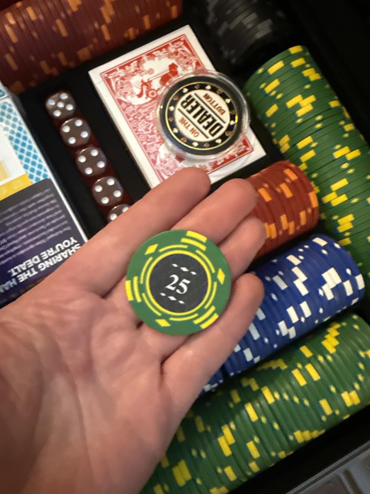 Boyzhood Poker Chips, 400PCS 14 Gram Clay Poker Chip Set with Deluxe Travel Case, Numbered Chips, Poker Set for Texas Holden Blackjack Gambling customer photo 1