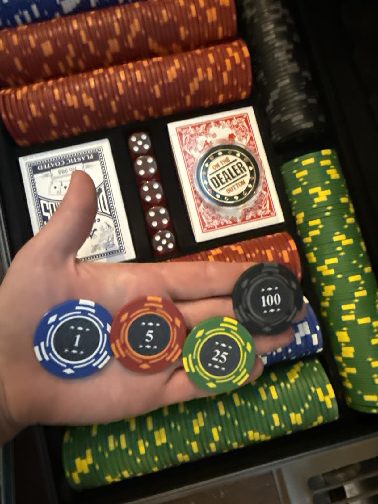 Boyzhood Poker Chips, 400PCS 14 Gram Clay Poker Chip Set with Deluxe Travel Case, Numbered Chips, Poker Set for Texas Holden Blackjack Gambling customer photo 2