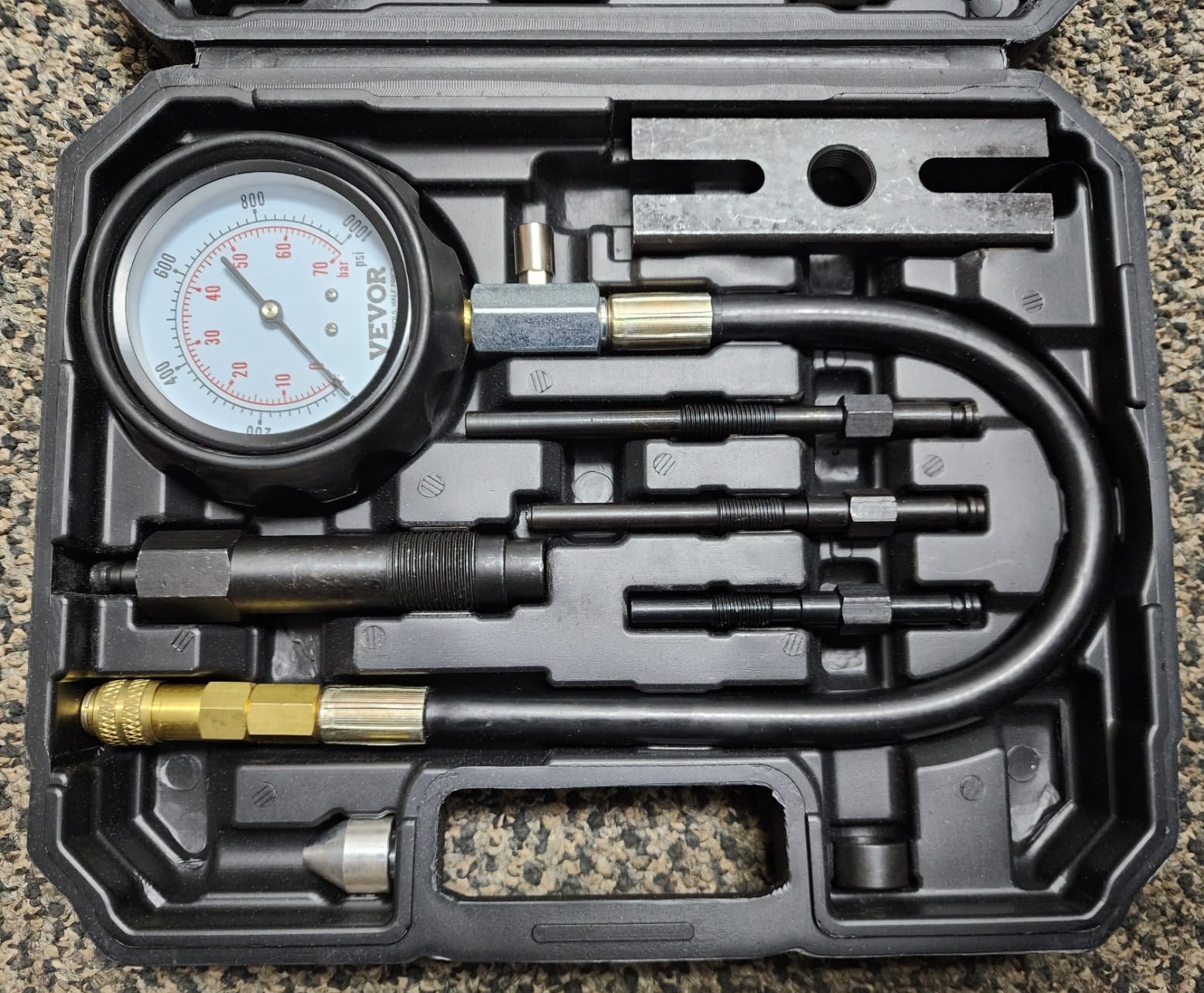 VEVOR Diesel Engine Compression Tester, 18 pcs Cylinder Pressure Test Tool Kit, 0-1000 psi Gauge and Adapters, Diesel Injector Tester Check Cylinders in Diesel Trucks, Tractors, Equipment customer photo 2