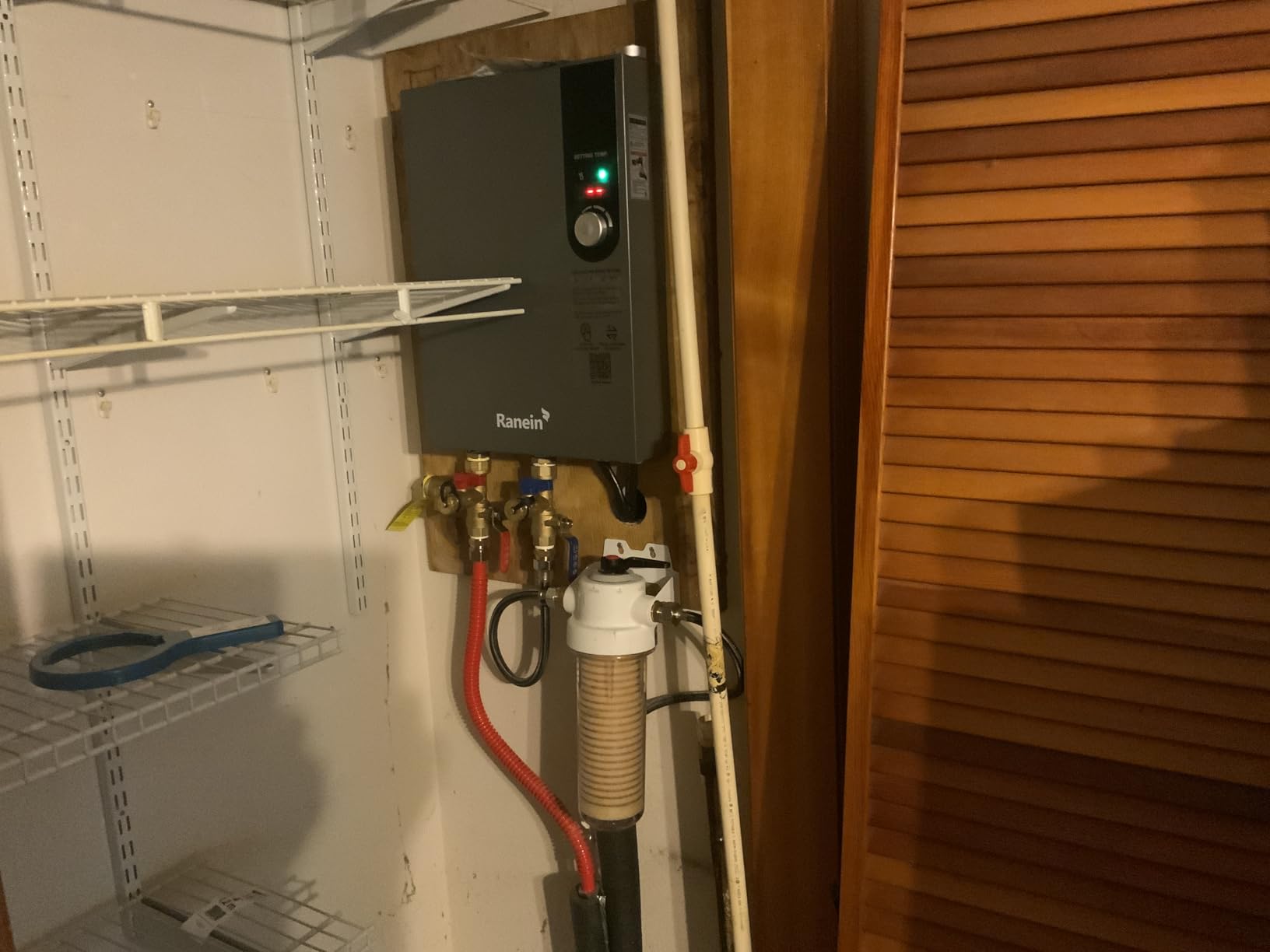 Ranein 18kW Electric Tankless Water Heater, 240V On Demand Instant Endless Water Heater with LED Temperature Display, Control Knob, Space Saving Design, Up to 4.3 GPM for Whole House Water customer photo 1
