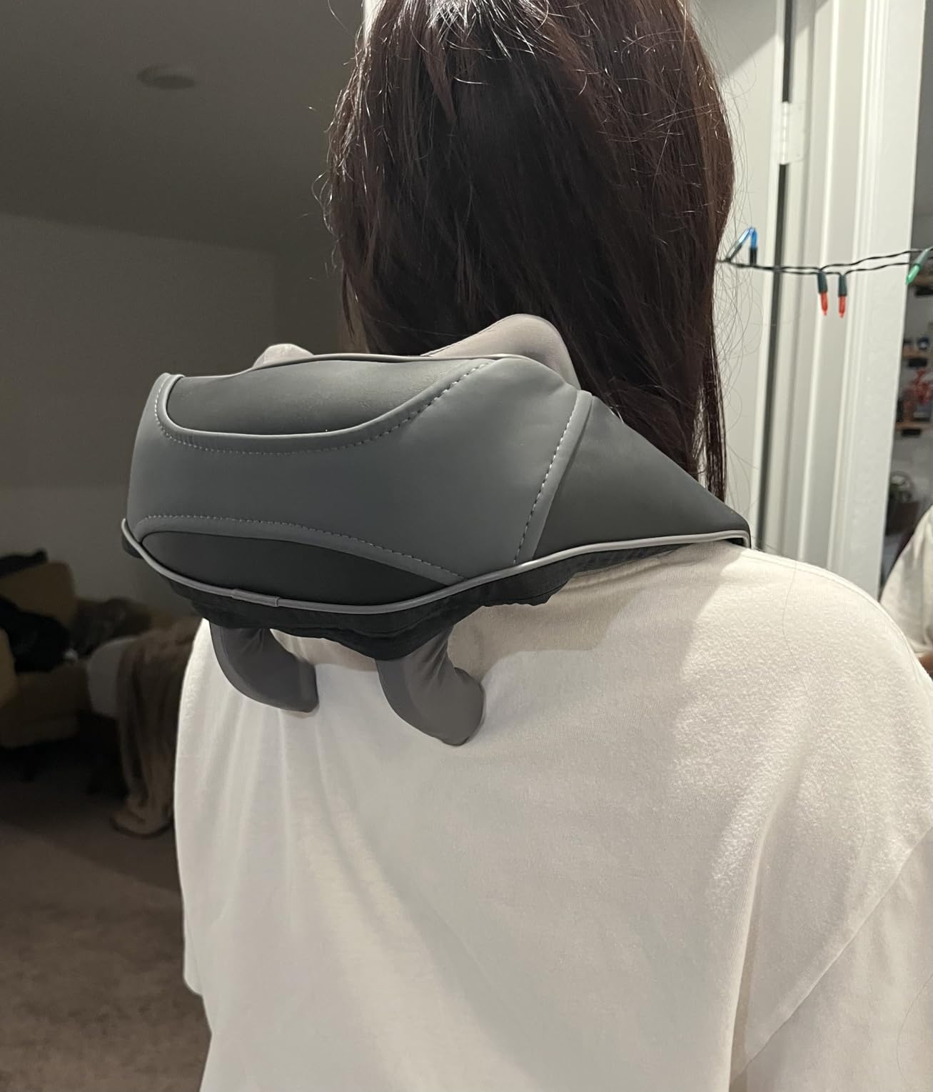 Snailax Cordless Neck Massager with Heat for Pain Relief Deep Tissue, 4D Kneading, Mothers Day Gifts, Rechargeable Shiatsu Back Neck Massager for Neck, Shoulders Back customer photo 1