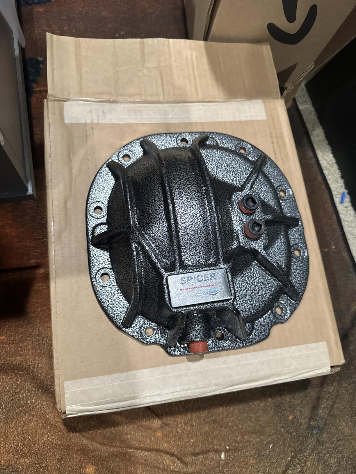 Spicer 10023538 Nodular Iron Differential Cover (Ford 8.8) - Gray customer photo 2
