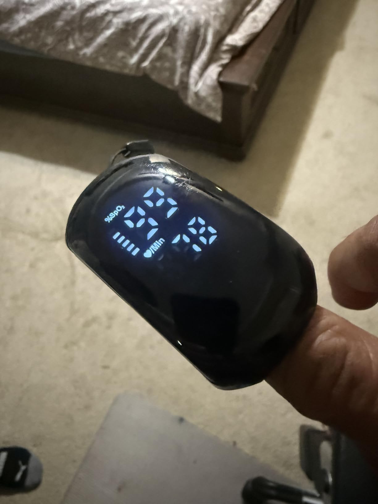 Rechargeable Pulse Oximeter Fingertip - Blood Oxygen Saturation Monitor With Accurate Fast SpO2 Reading Outdoor Sports Wide Use (Black) customer photo 1
