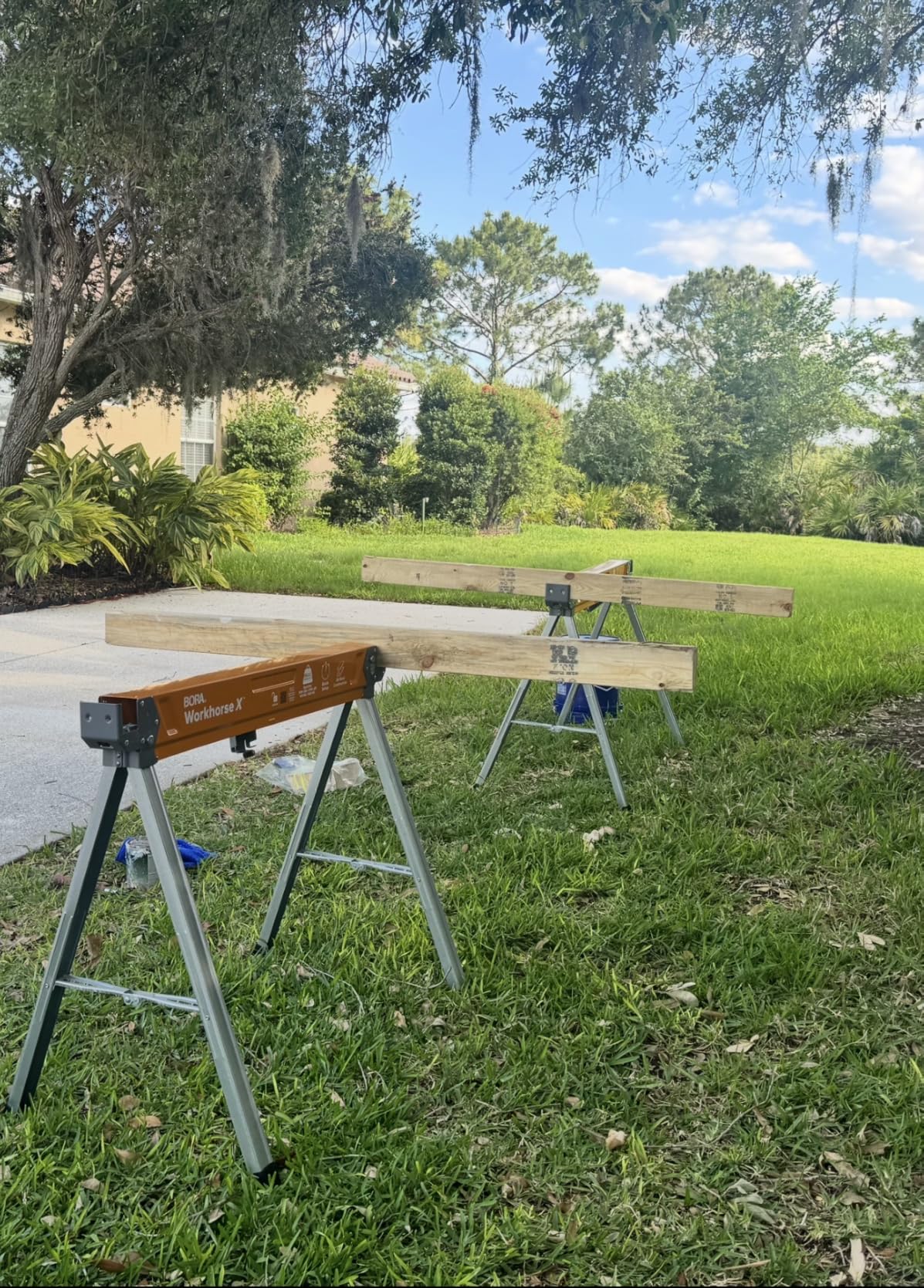 BORA Workhorse Saw Horses 2 pack Folding Heavy Duty Metal Sawhorse with 2x4 Bracket Professional Saw Horse for Woodworking Carpenters Contractors PM-3350T customer photo 1