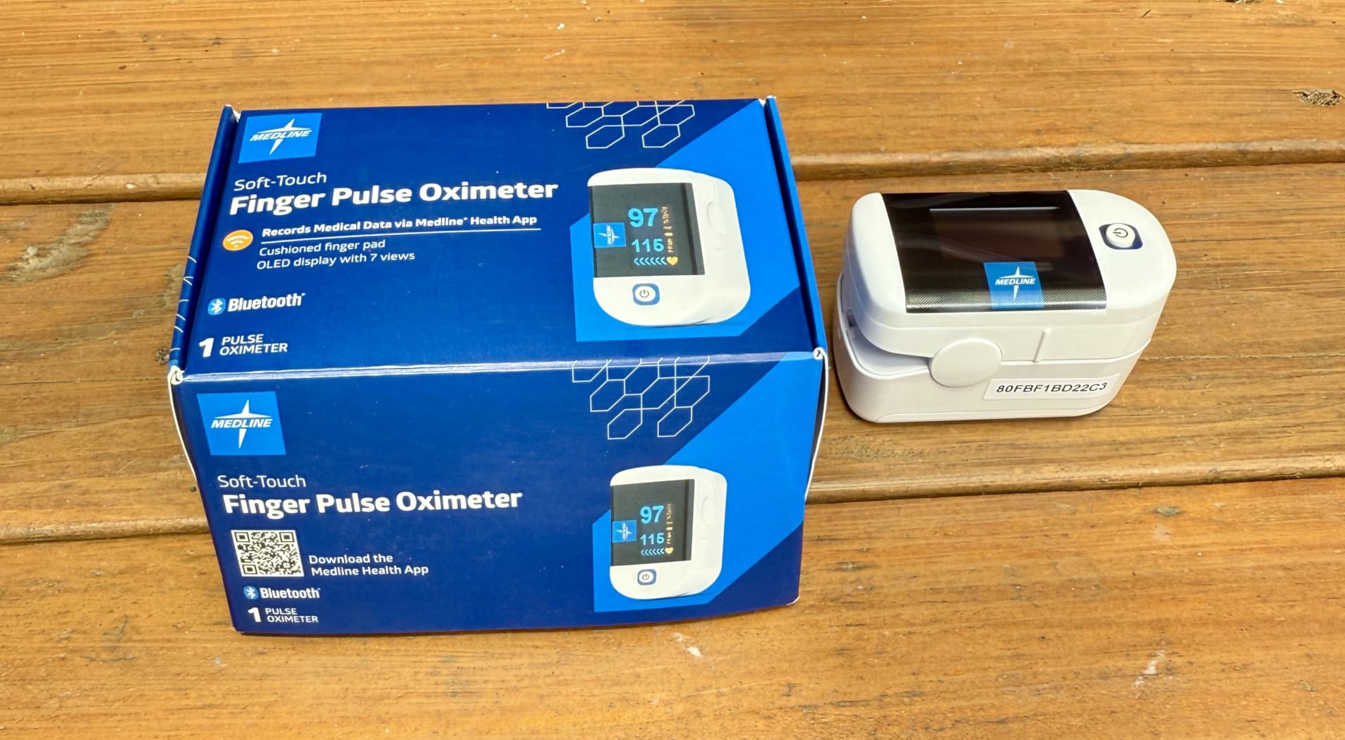 Medline Soft-Touch Bluetooth Fingertip Pulse Oximeter, One Each customer photo 1