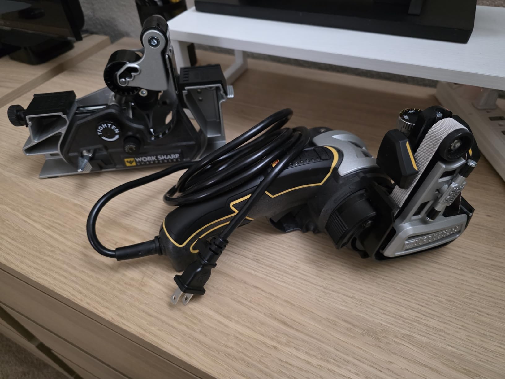 Ken Onion Edition Knife & Tool Sharpener Elite Mk2 - Adjustable Knife Sharpening System with Blade Grinding Attachment customer photo 1