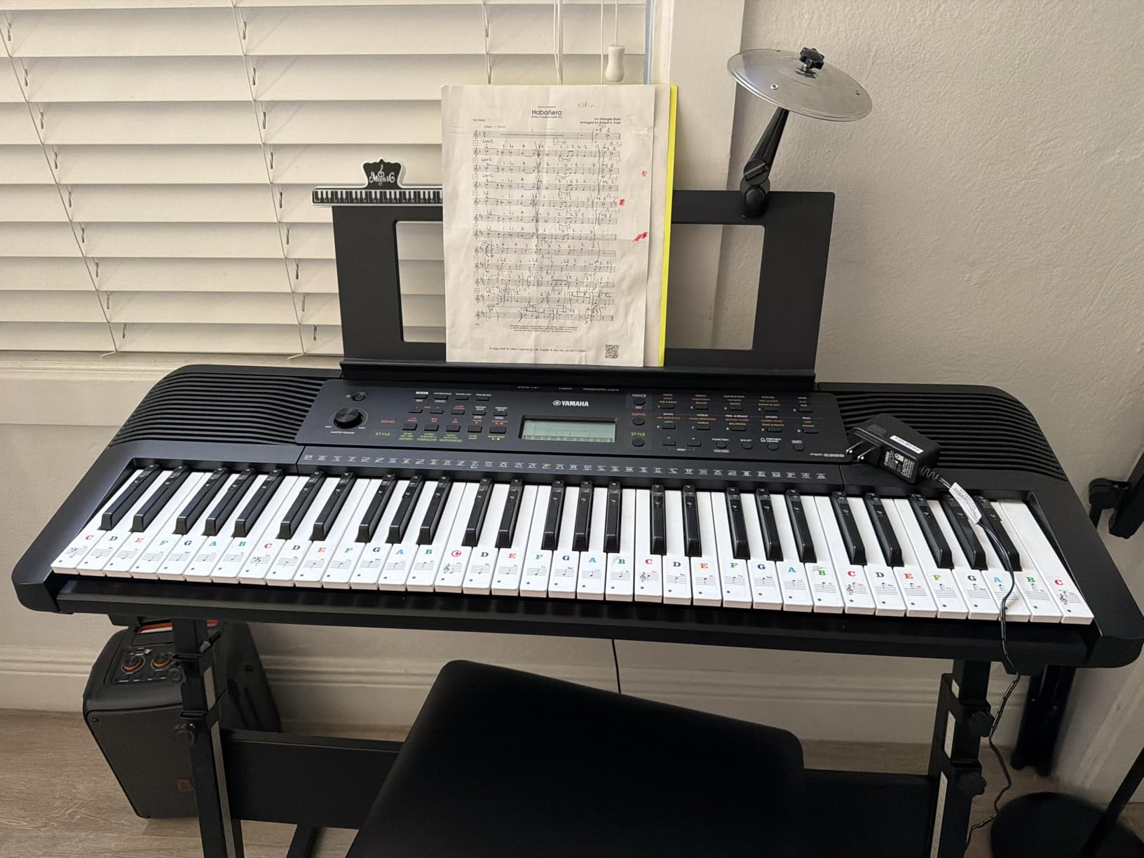 Yamaha 61-Key Portable Keyboard for Beginners with Learning Tools, Music Rest and Power Adapter PSRE283 customer photo 1