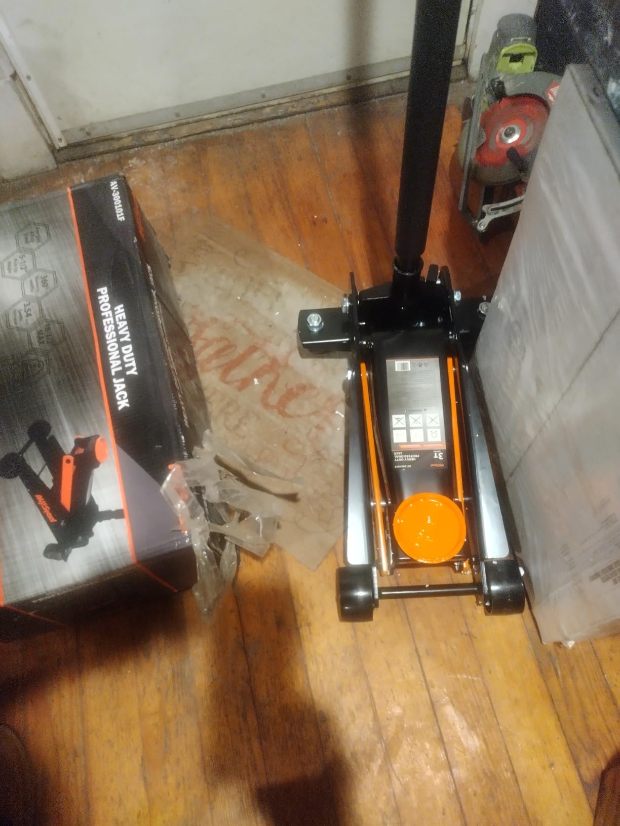 AV Steel 3 Ton Floor Jack (6600 lbs), Heavy Duty Hydraulic Jack for Car, Heavy-Duty Floor Jack with Single Piston Pump customer photo 1