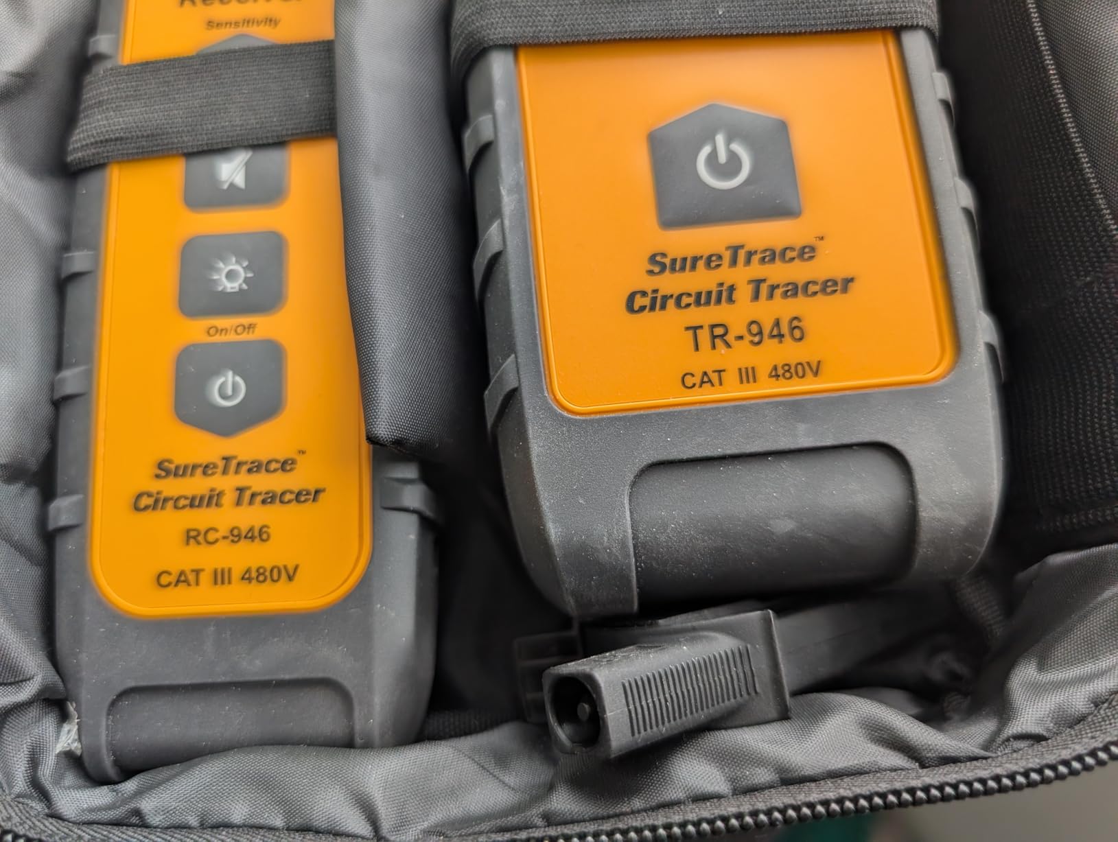 Ideal Electrical SureTrace Digital Circuit Tracer (61-946), Circuit Breaker Finder, 0-480 Volts AC/DC with Backlit Display customer photo 1