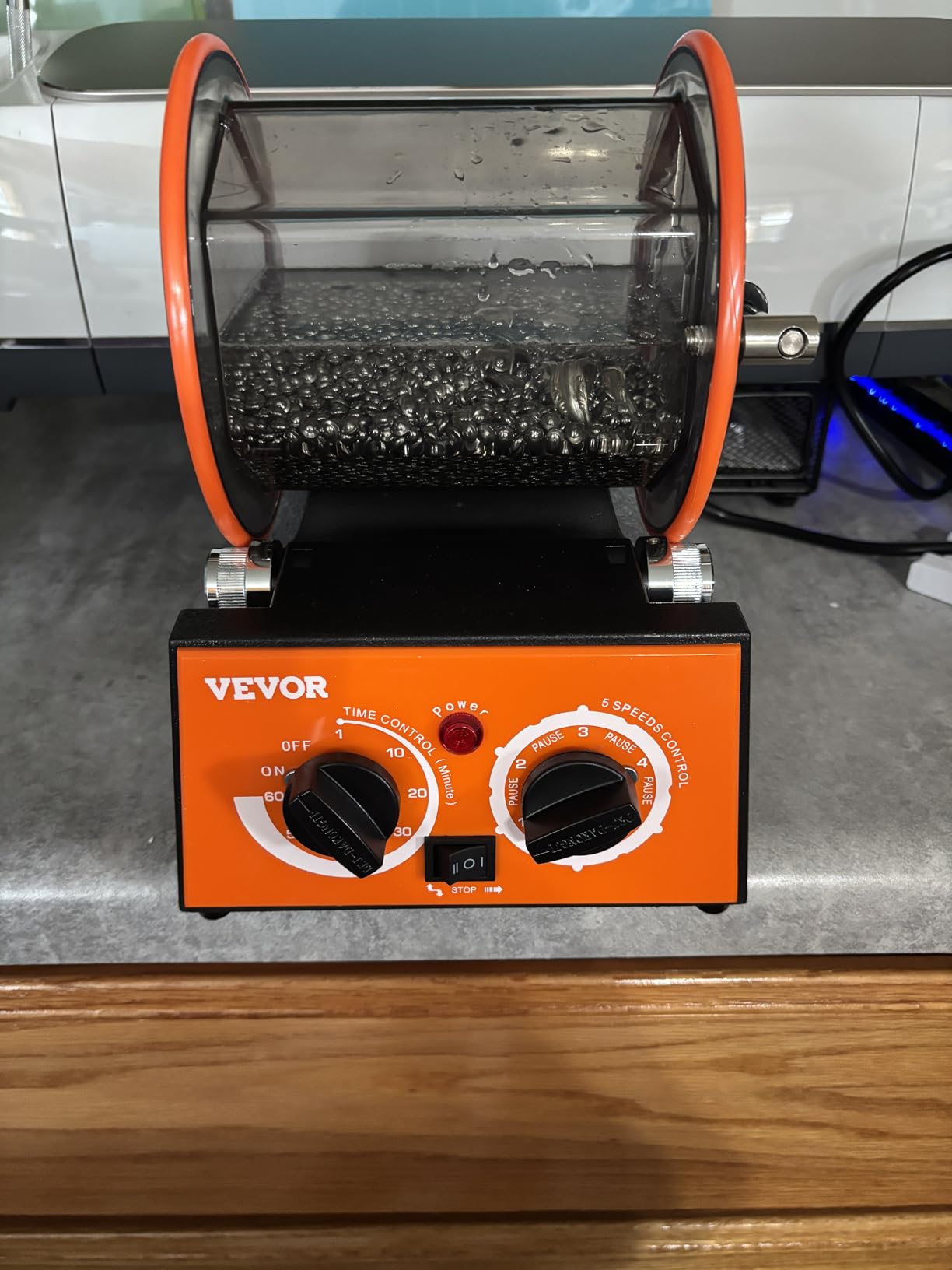 VEVOR 11lbs/5kg Capacity Mini Tumbler Machine with 0-60 Minutes Timer, 5 Speeds Jewelry Rotary Finisher for Surface Polishing Grinding Buffing Gemstones Jewels Coins, Orange+Black, KD-20001 customer photo 2