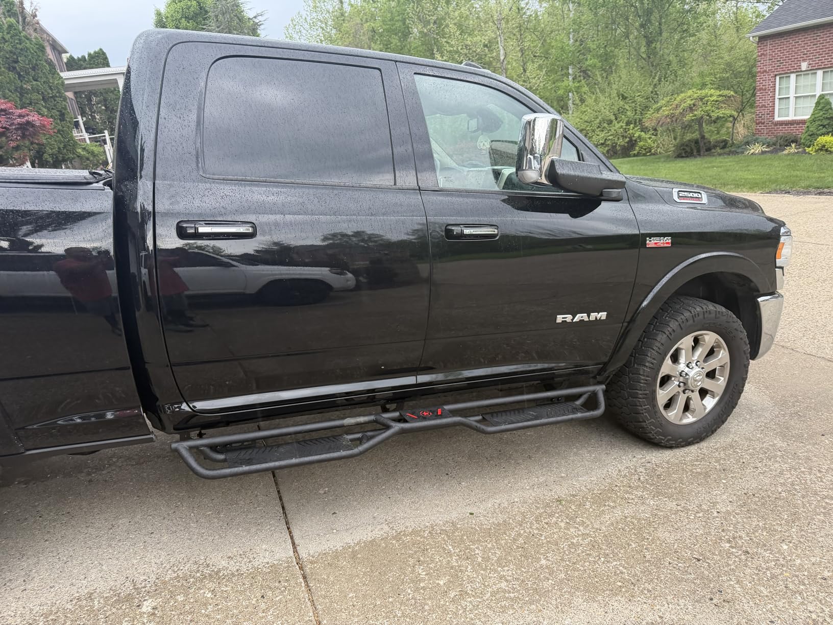 YZONA Crew Cab Running Boards Side Steps Compatible with 2019-2026 Chevy Silverado & GMC Sierra 1500, 2020-2026 Chevrolet Silverado/GMC Sierra 2500 HD 3500 HD CrewCab customer photo 1