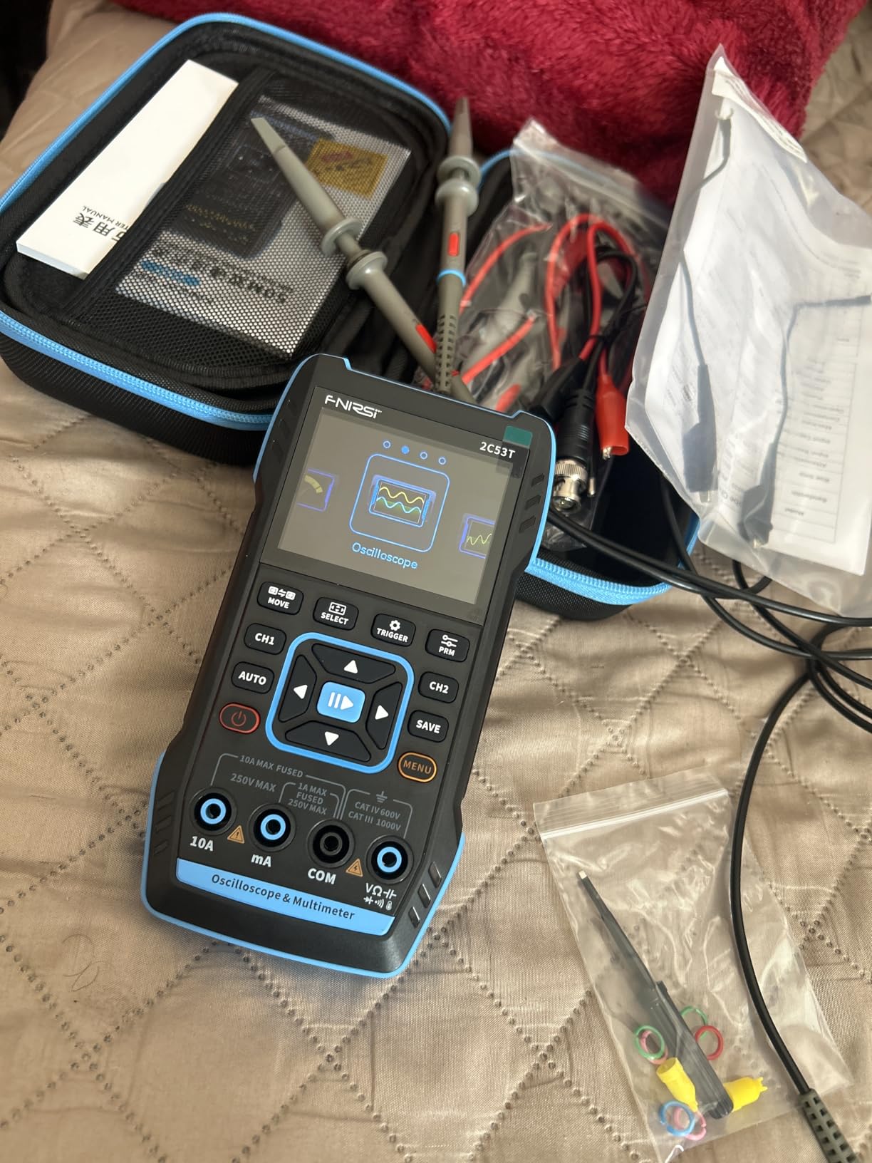 FNIRSI 2C53T Upgraded Handheld Oscilloscope, 50MHz Bandwidth, 3IN1 Digital Oscilloscope Multimeter DDS Generator, 250MS/s Sampling Rate, 19999 Counts customer photo 1
