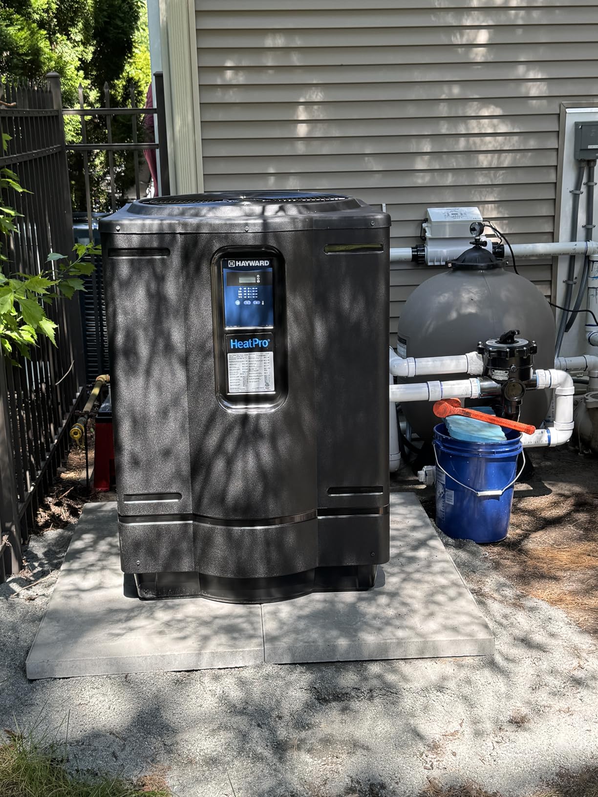 Hayward W3HP21405T HeatPro Heat Pump 140,000 BTU customer photo 2