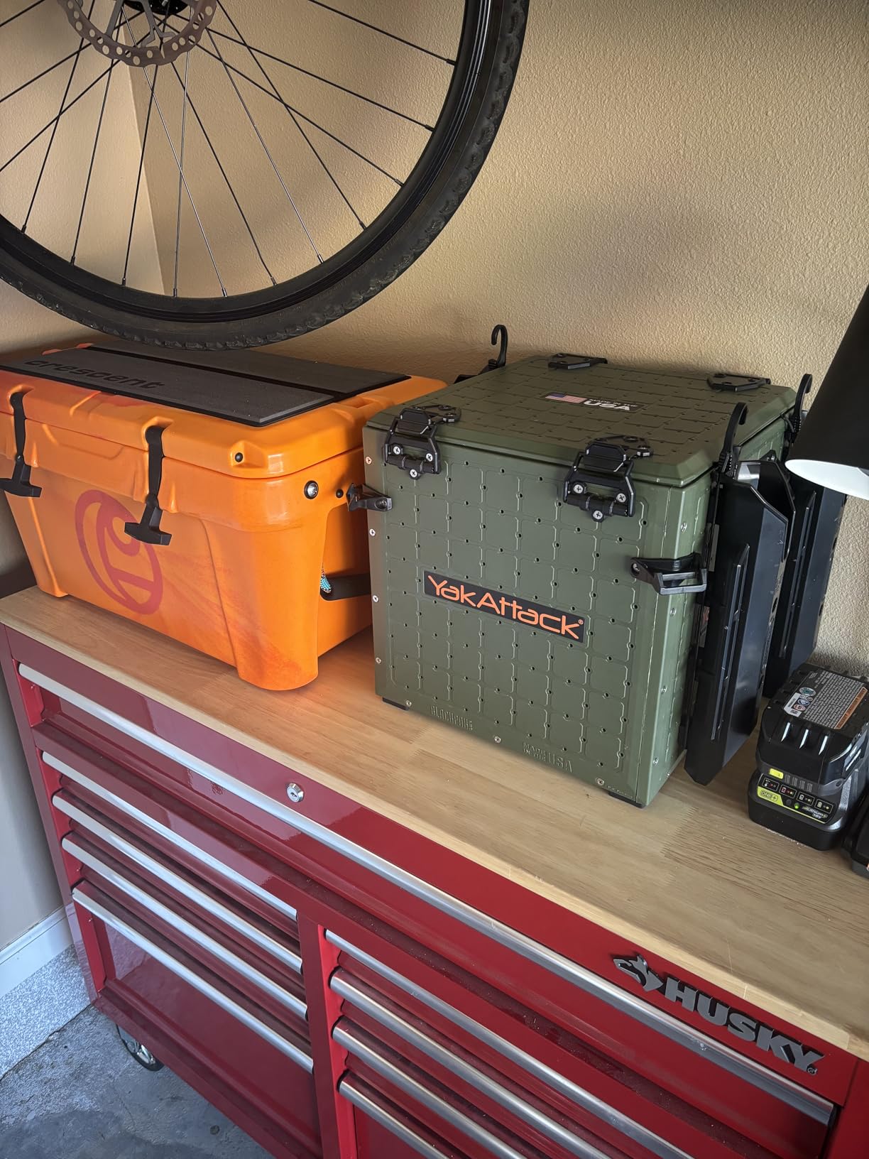 YakAttack BlackPak Pro 16