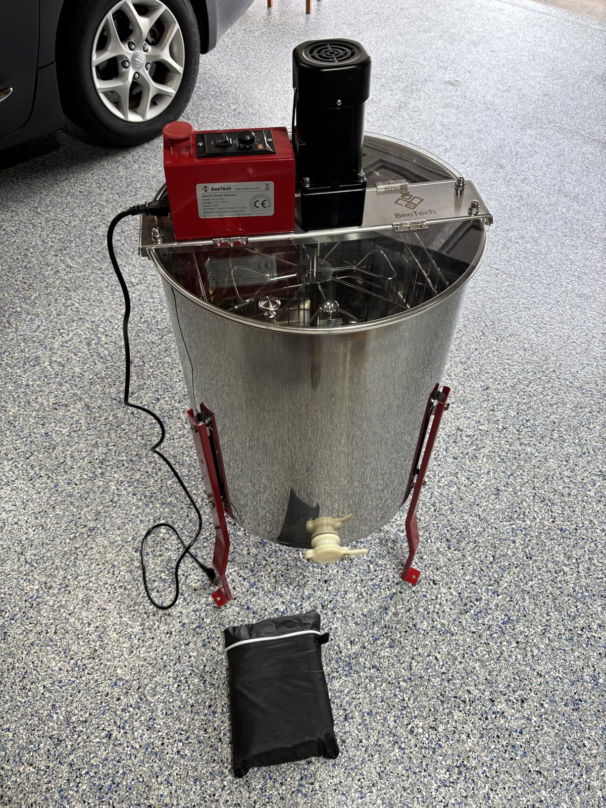 Newest 4/12 Frames Electric Honey Extractor Equipment with Protective Cover, 2nd Gen Intelligent Control Device Designed for Business and Farms customer photo 2