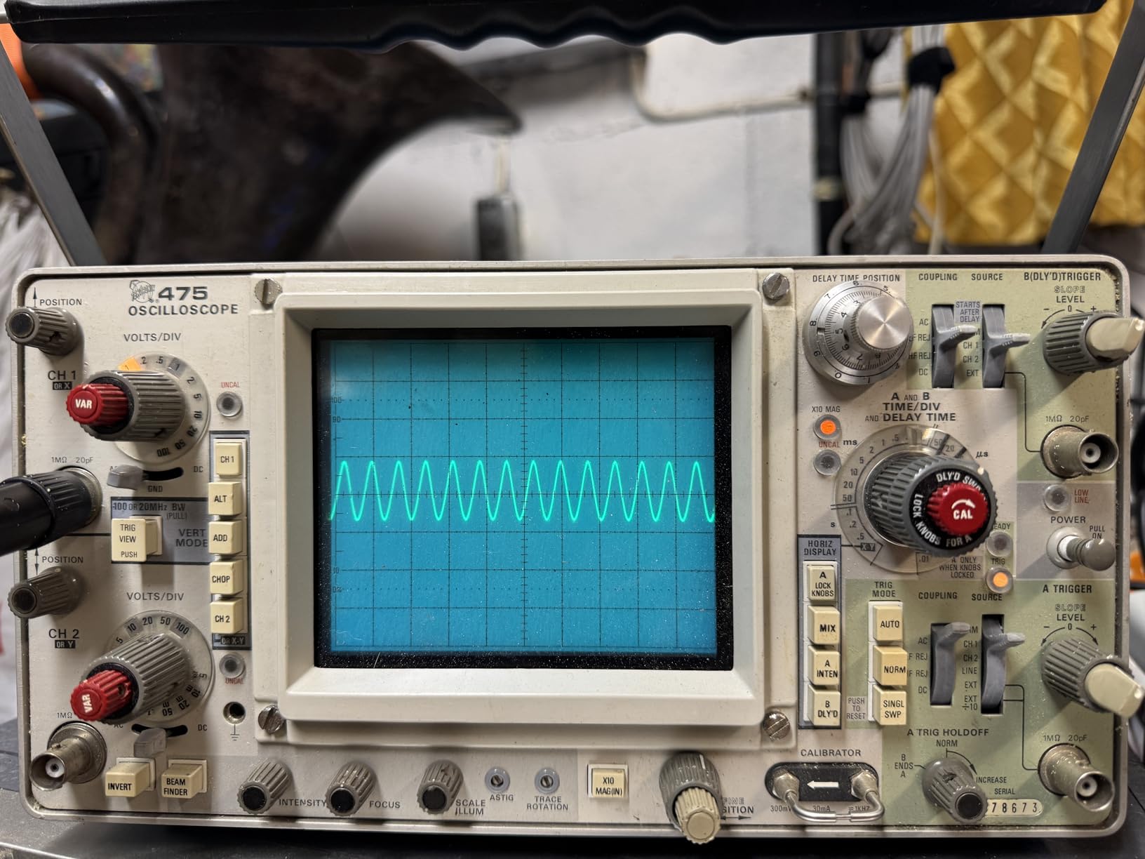1Hz-500kHz DDS Signal Generator with Schumann Resonator, Portable Multifunction Waveform Generator with AC/DC Power, Ideal for Oscilloscope Calibration, Audio Testing, and Stress Relief customer photo 1