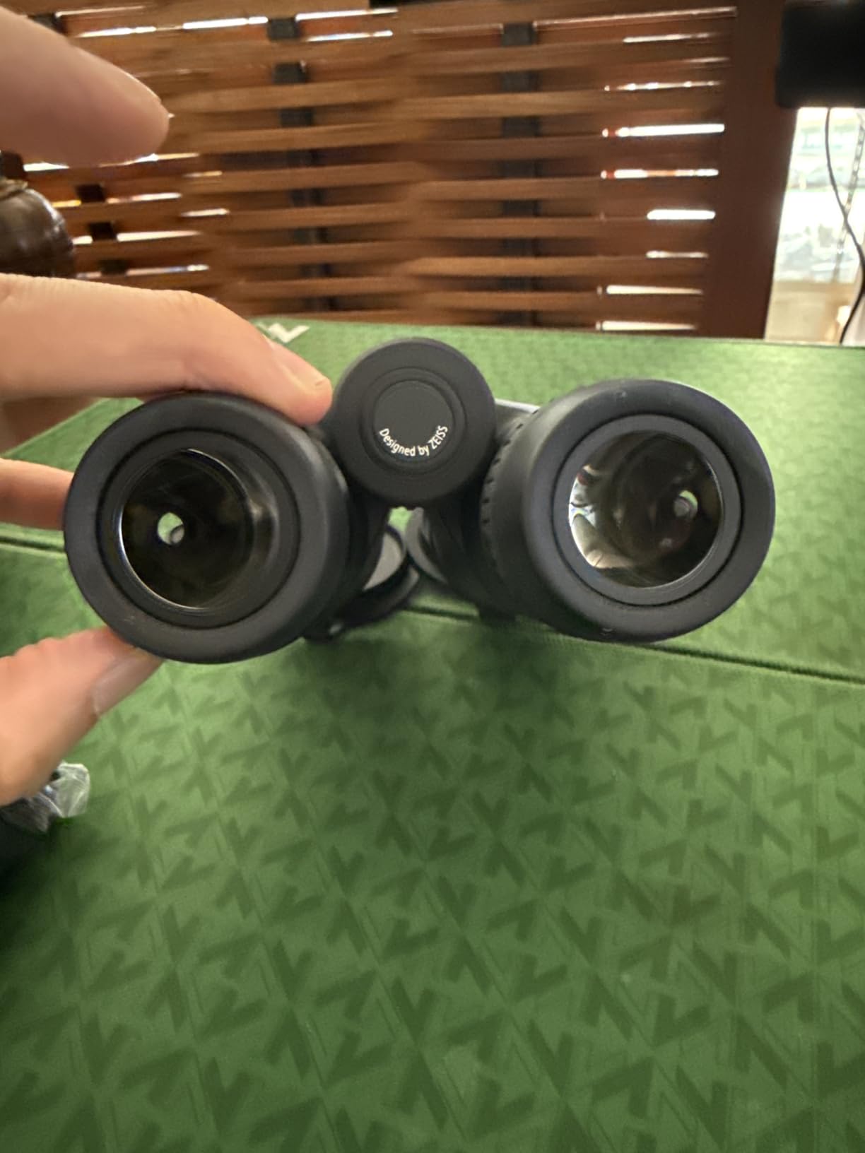 Zeiss Conquest HDX Binoculars 8x42 Waterproof, Compact with LotuTec T* HD Coated Glass for Optimal Clarity in All Weather Conditions for Bird Watching, Hunting, Sightseeing, Black customer photo 2
