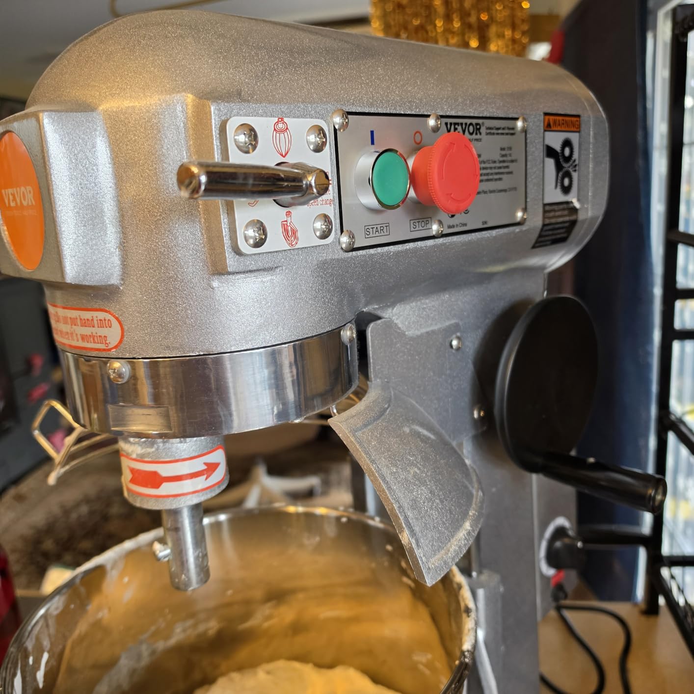 VEVOR Commercial Food Mixer, 15Qt Capacity with Timer, 500W Stainless Bowl, 3 Speed Options 113/184/341 RPM, Includes Dough Hook & Whisk customer photo 2