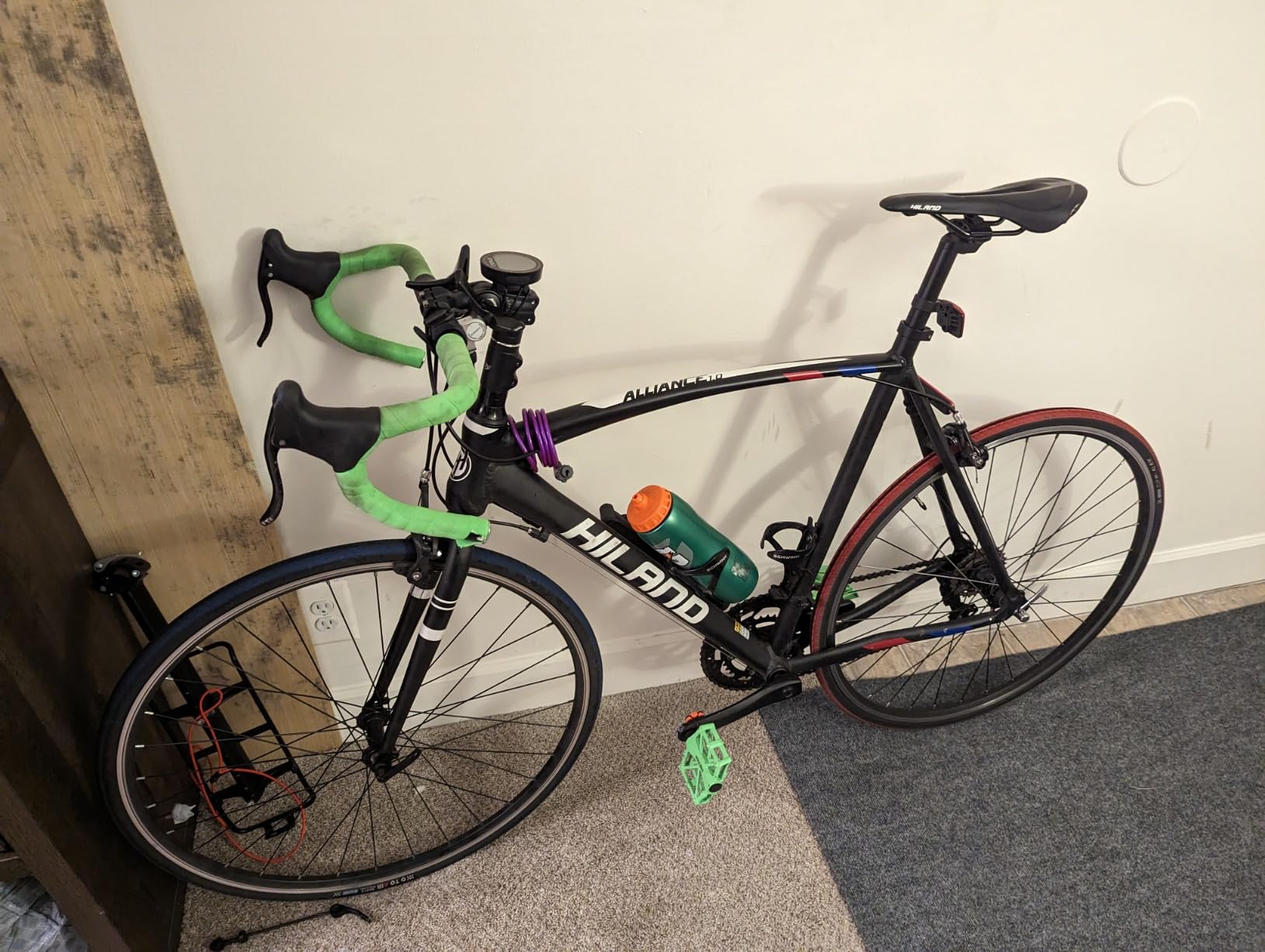 HILAND 700C Road Bike, 14 Speeds Sport Bike, Light Weight Aluminum Frame, Racing Bike for Men Women Adult Bicycle customer photo 1