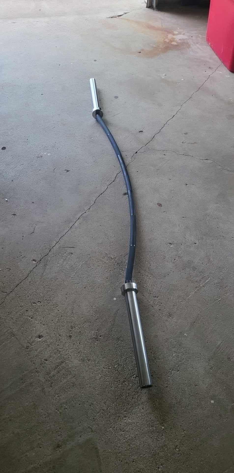 7FT Olympic Cambered Barbell Bar Load 1000LBS Capacity Available Men's Barbell with Hard Chrome Sleeves for 2