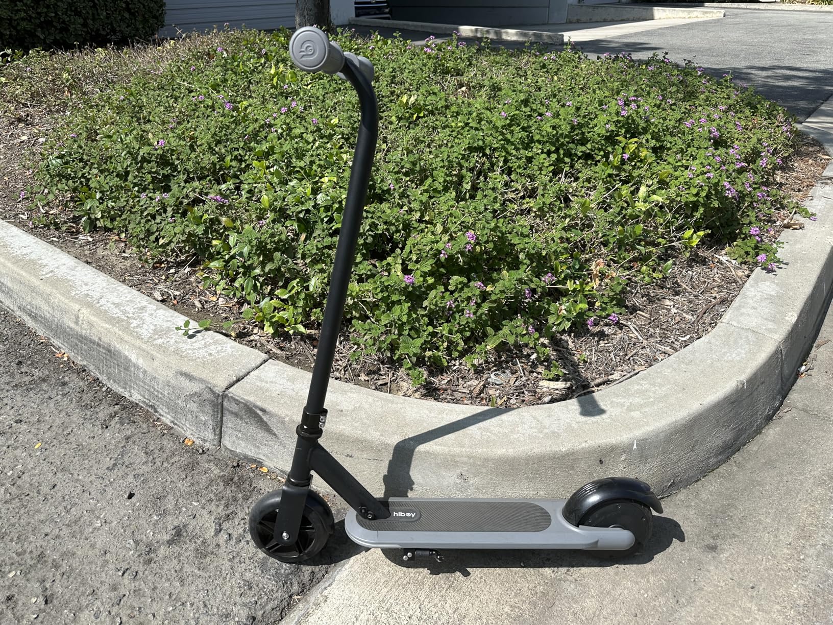 Hiboy ES1 Electric Scooter for Kids Ages 4-10, LED Light-Up Wheels & Side Lights, 5MPH Safe Speed, Easy Control, Safety Kids Scooter, UL Certificate customer photo 2