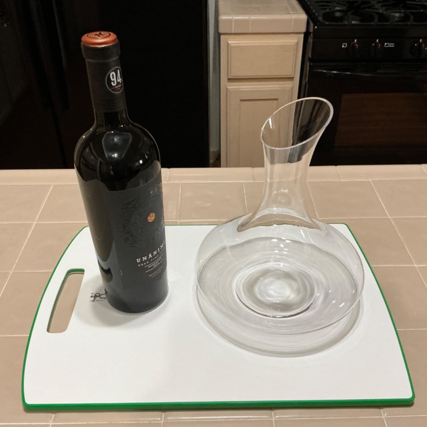 Wlasss Wine Decanter, 1100ml / 37.2oz Red Wine Decanter, Hand Blown Lead-Free Crystal Wine Carafe, Small Decanter for White and Red Wine, Elegant Design Easy Pour customer photo 2