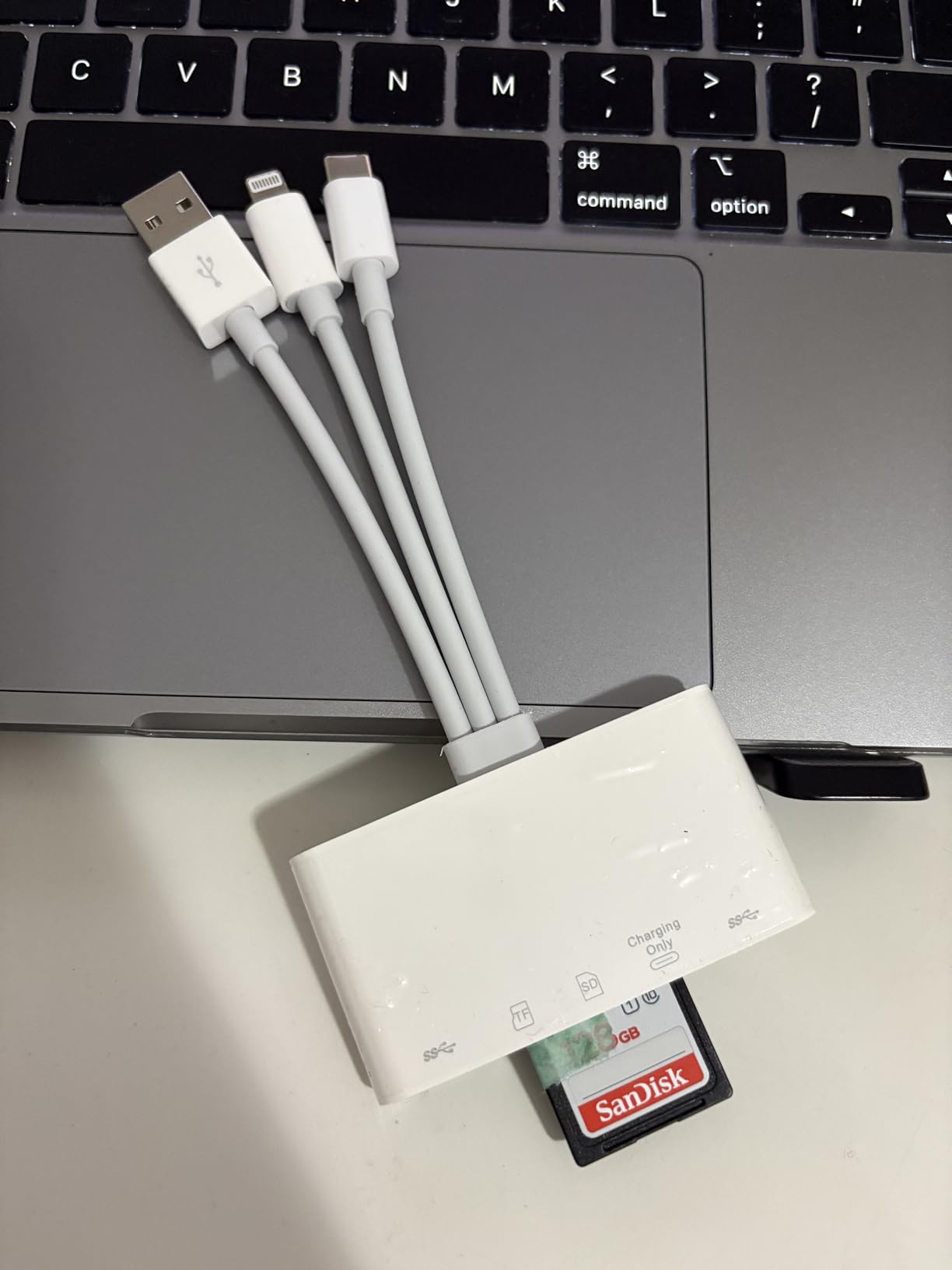 8in1 Multi SD Card Reader Adapter Aluminum with Card Storage Carrying Box SD/TF/CF/MS/XD/Cfast/Memory Stick Pro Duo USB3.0 C&A Port for Phone/Pad/PC/Laptop,No Application Required Plug and Play customer photo 2