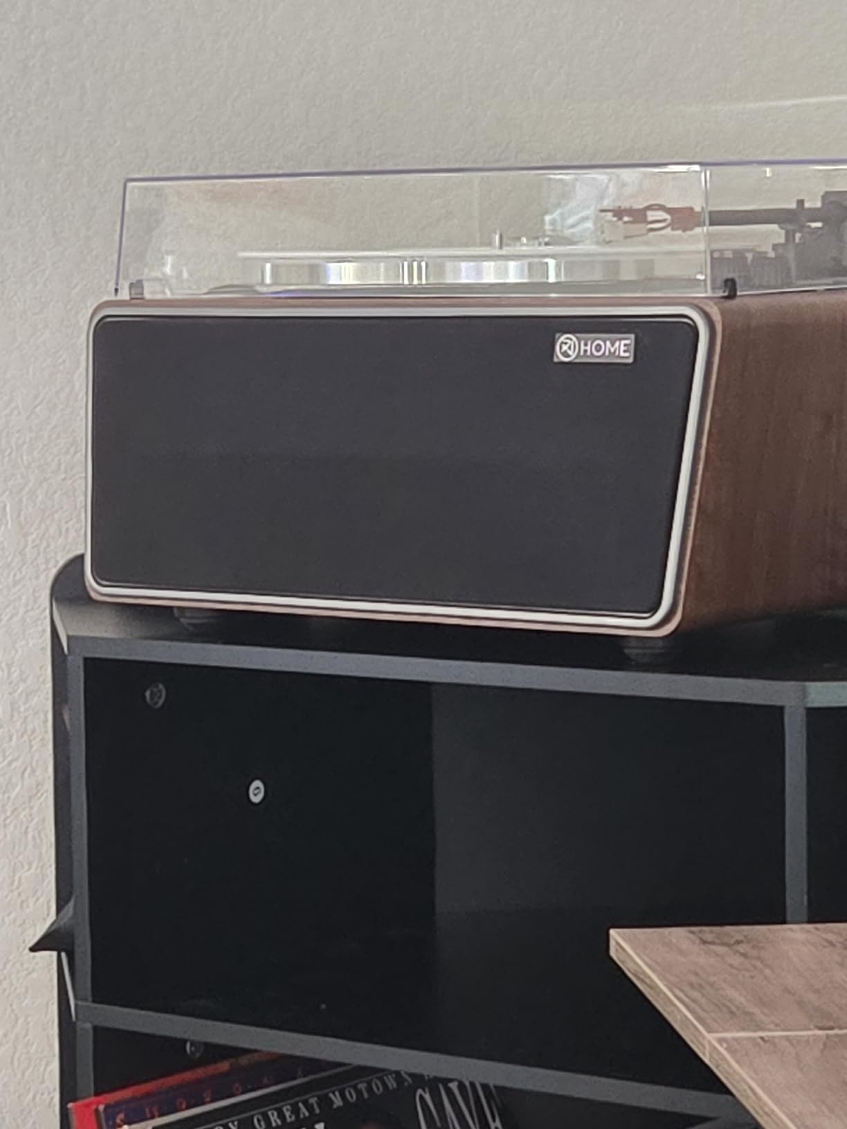 All in One Vinyl Record Player,Bluetooth Turntable Built in 4 Stereo Speakers Phono Preamp,High Fidelity Turntables for Vinyl Records with Magnetic Cartridge AT-3600L,2-Speed,33/45RPM,USB PC Recording customer photo 2