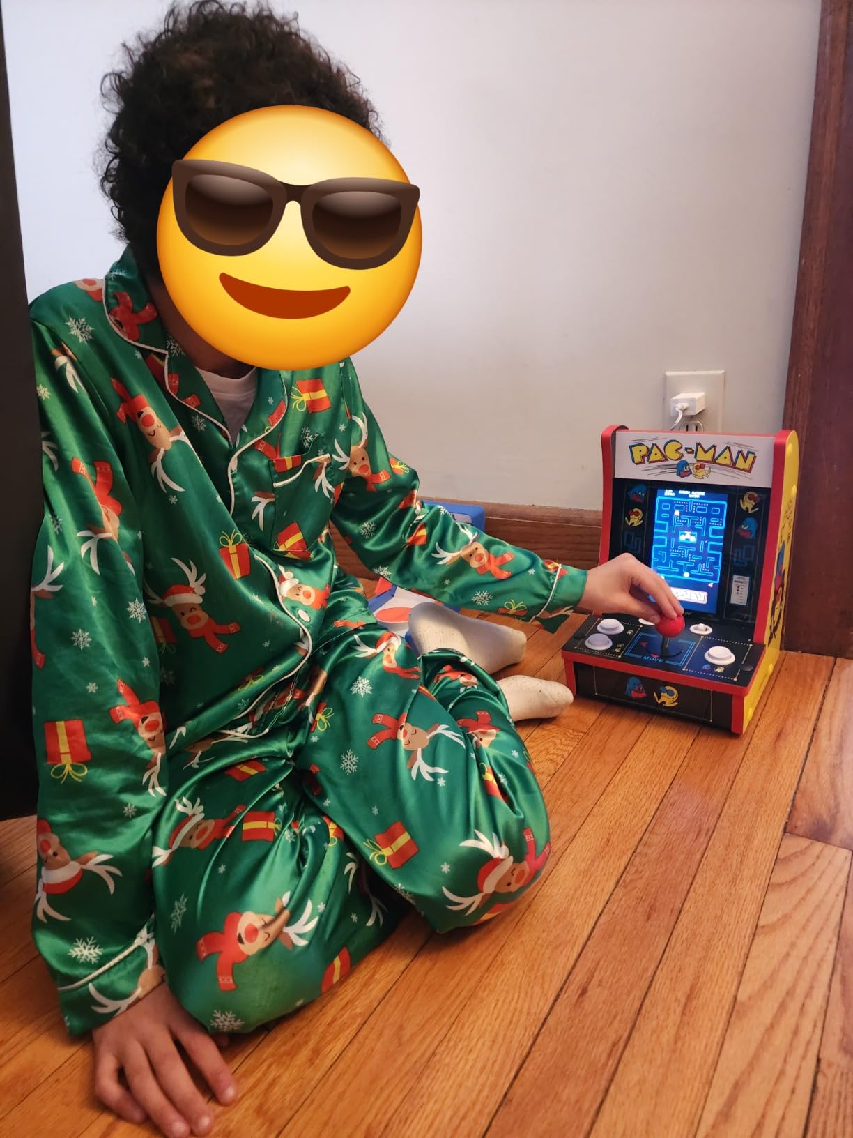 Arcade1Up Pac-Man Countercade Countertop Arcade Machine with 3 Retro Games customer photo 1