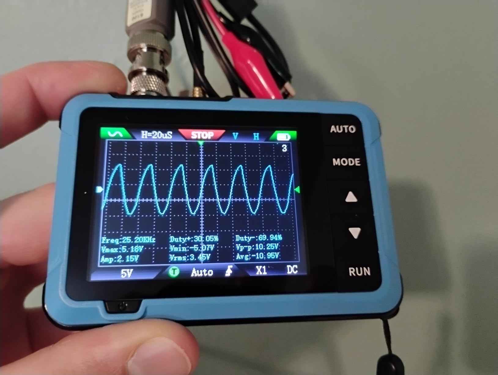 FNIRSI DSO-510 Handheld Oscilloscope/DDS Signal Generator 2 in 1, Digital Portable Automotive Oscilloscope 2.8 inch TFT, 10MHz Bandwidth, 48MS/s Sampling Rate customer photo 1