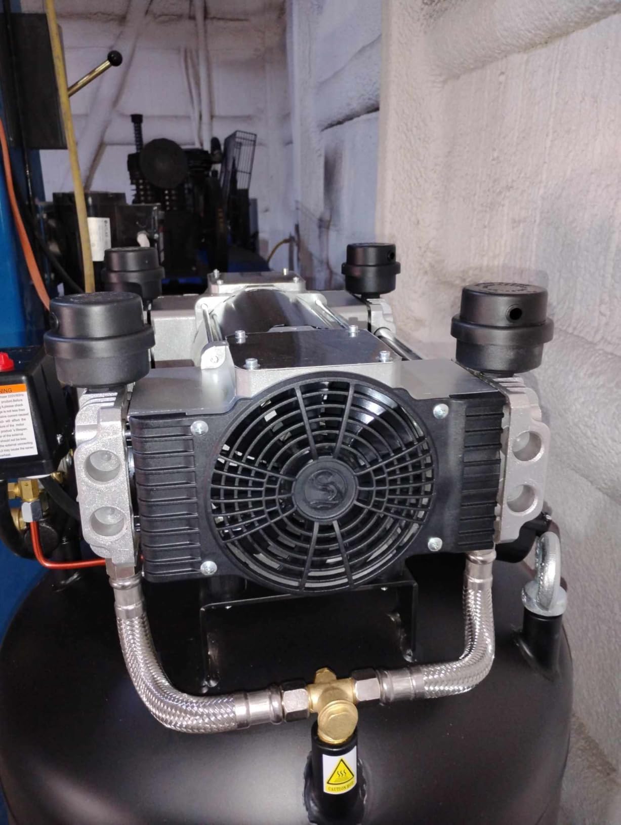 VEVOR 80 Gallon Air Compressor, 145PSI Oil Free Stationary Compressor Tank, 6.5HP 15.5SCFM@90 PSI customer photo 1
