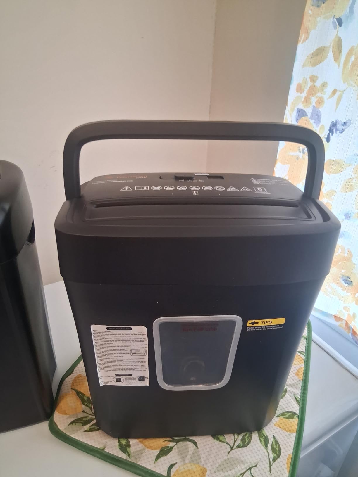 Bonsaii Paper Shredder, 8-Sheet Crosscut Home Office Shredder with 4.2 Gallon Bin, P-4 Security Level Document Shredder Shred Credit Card/Mail/Staple/Clip (C261-C Updated) customer photo 1