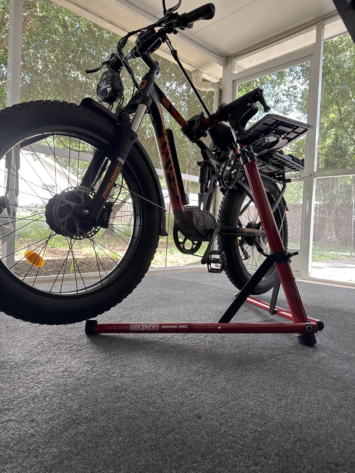 Gioventù 110 LBS E Bike Repair Stand, Heavy Duty Bicycle Maintenance Stand with High-Strength Steel, Bike Mechanic Workstand for E-bikes, Mountain Bikes and Road Bikes - Red customer photo 2