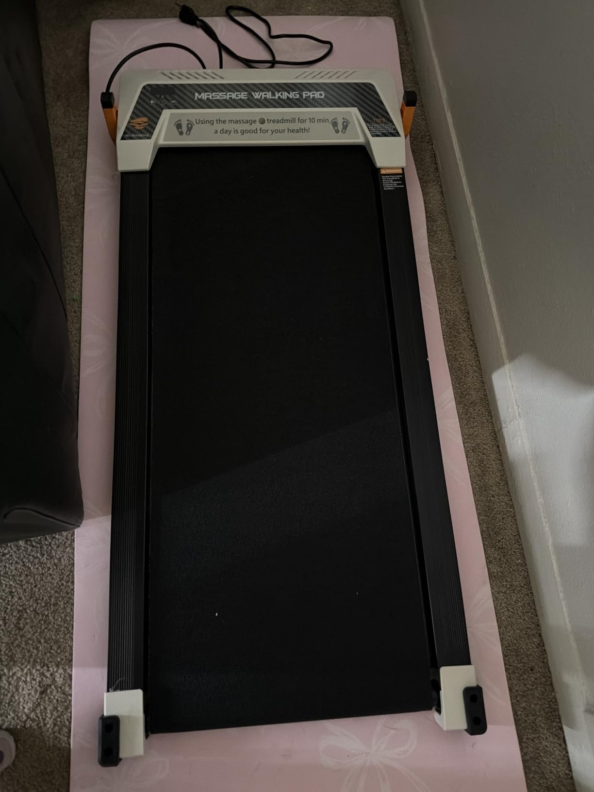 FUNRAY Versatile Walking Pad Treadmill with Incline - Dual-Sided Under Desk Treadmill with Foot Massage, 2 in 1 Walking Pad for Home/Office, Portable Compact Treadmills with 330LBS Weight Capacity customer photo 1