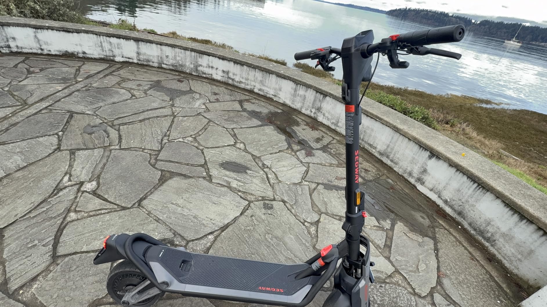 Segway SuperScooter GT3, 31 MPH w/ 45-Mile Long Range, 2400W Peak Motor, Dual Hydraulic Suspension, Self-Sealing Tires, Flash Charging Electric Scooter for Adults, UL 2272/2271 Certified, Gen3 customer photo 1