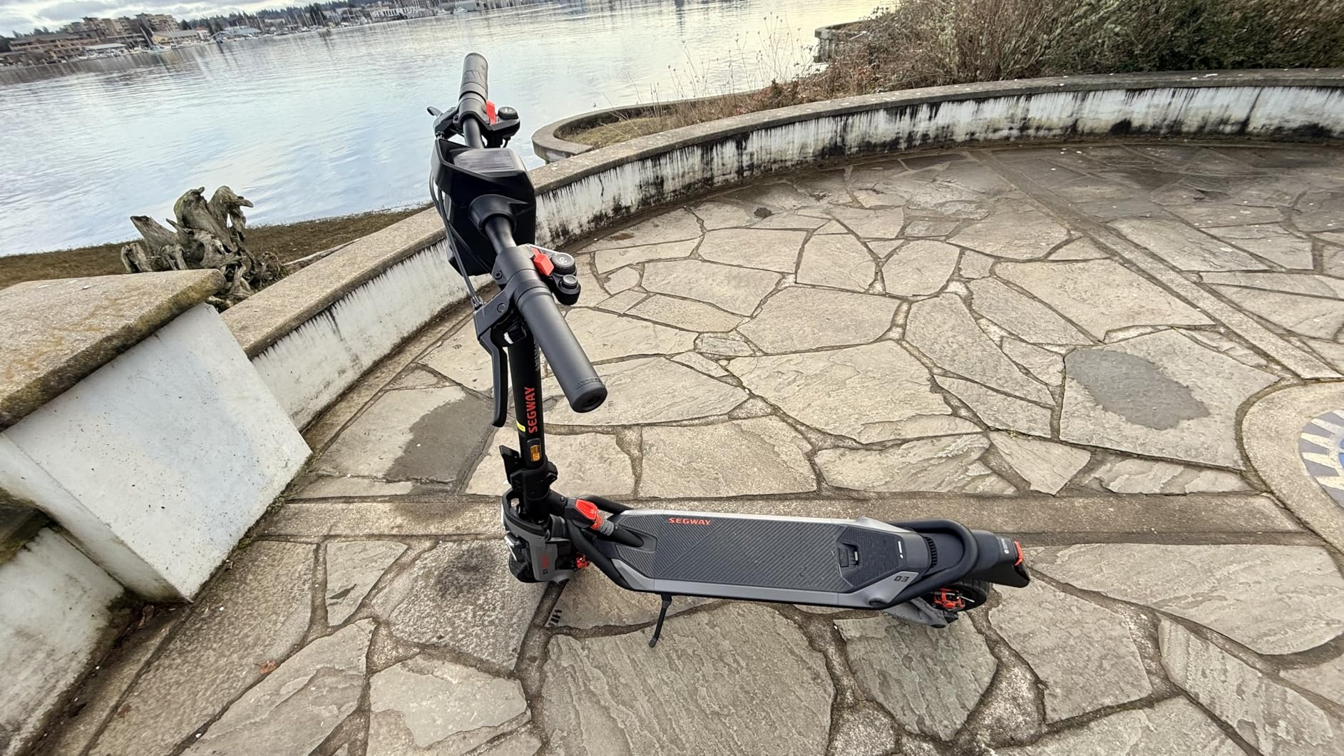 Segway SuperScooter GT3, 31 MPH w/ 45-Mile Long Range, 2400W Peak Motor, Dual Hydraulic Suspension, Self-Sealing Tires, Flash Charging Electric Scooter for Adults, UL 2272/2271 Certified, Gen3 customer photo 2