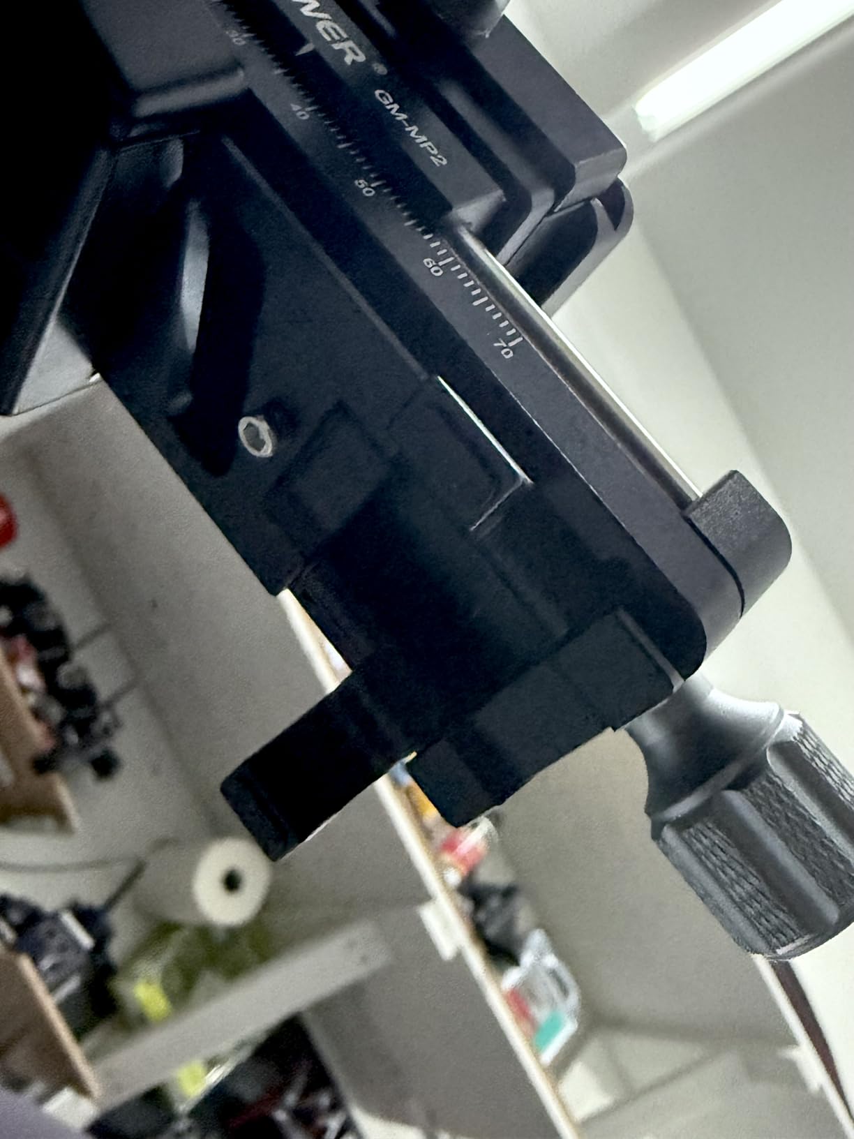 NEEWER 140mm Macro Focusing Rail Slider with 360° Rotation, 4 Directional Locking, Retractable Feet, Acra Type QR Plate, 1/4